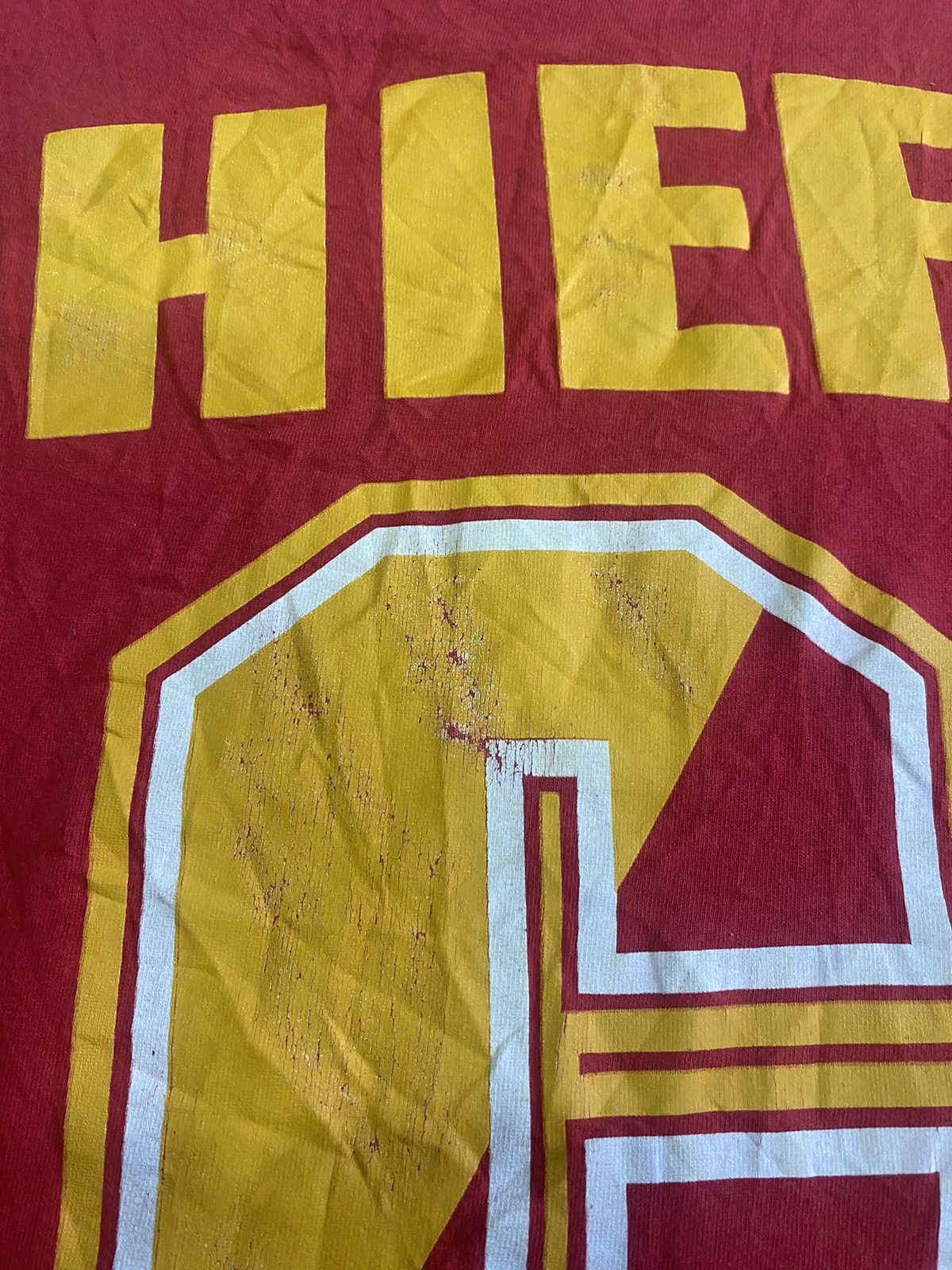 NFL × Salem Sportswear × Vintage Vtg 1994 NFL Kansas City Chiefs All Overprint Tshirt Size US L / EU 52-54 / 3 - 5 Thumbnail