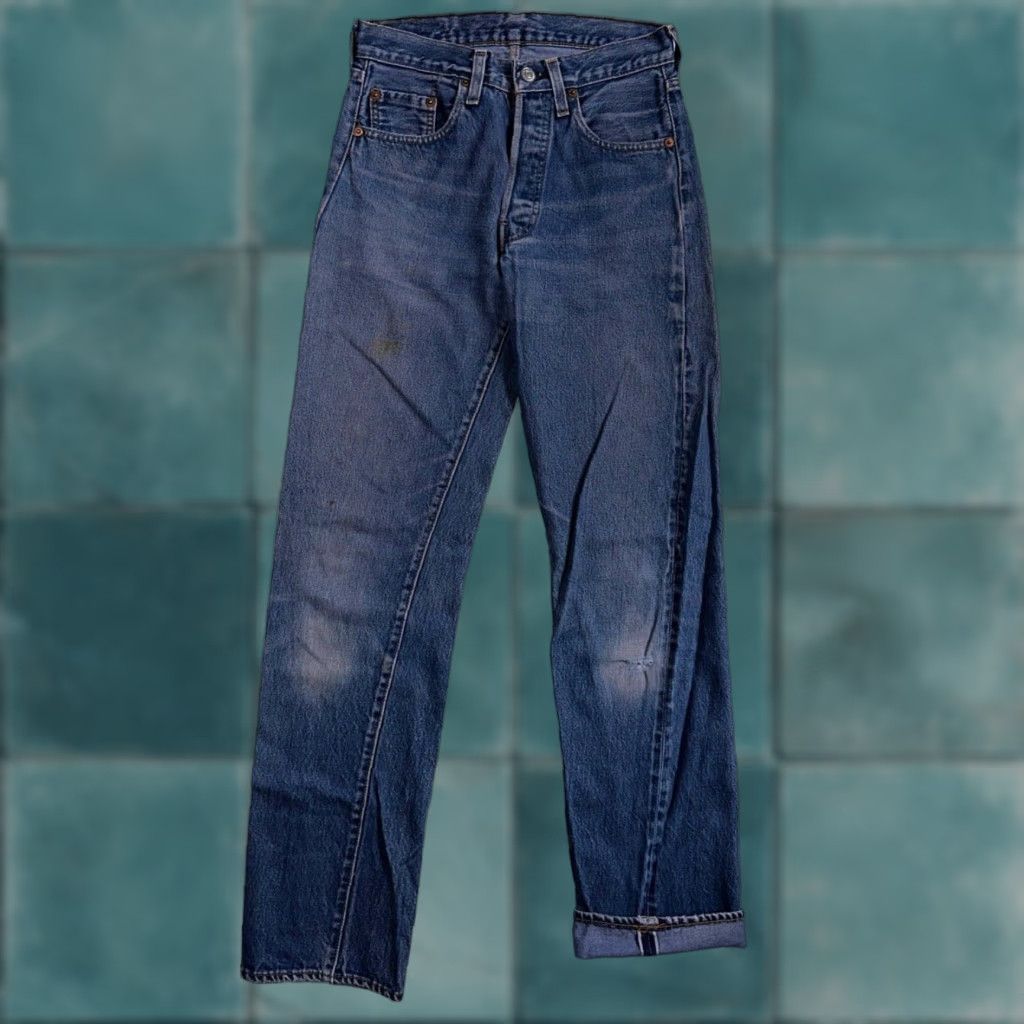 Levi's VINTAGE Levi's 501 Jeans Men 28 Blue 80s USA Straight Fit Distressed Denim Size US 28 / EU 44 - 1 Thumbnail