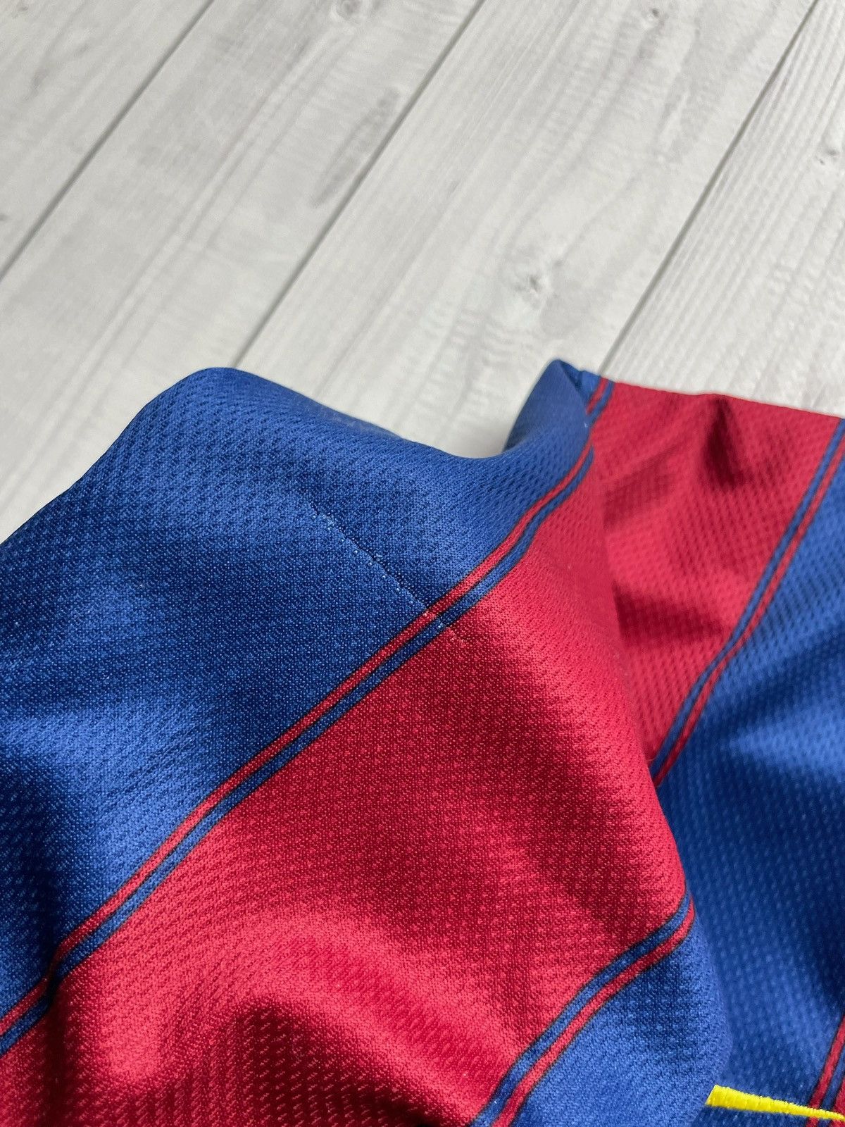 Nike × Vintage Vintage Nike Barcelona soccer jersey size M rare Size US M / EU 48-50 / 2 - 9 Thumbnail