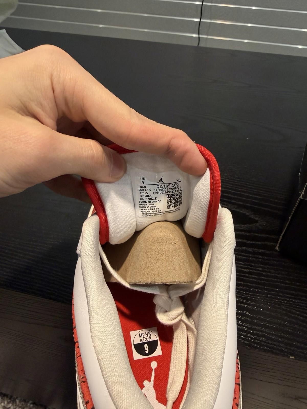 Jordan Brand Nike Air Jordan 1 Low SE Spades Men's Size 9 Red/Gold/White Size US 9 / EU 42 - 8 Thumbnail