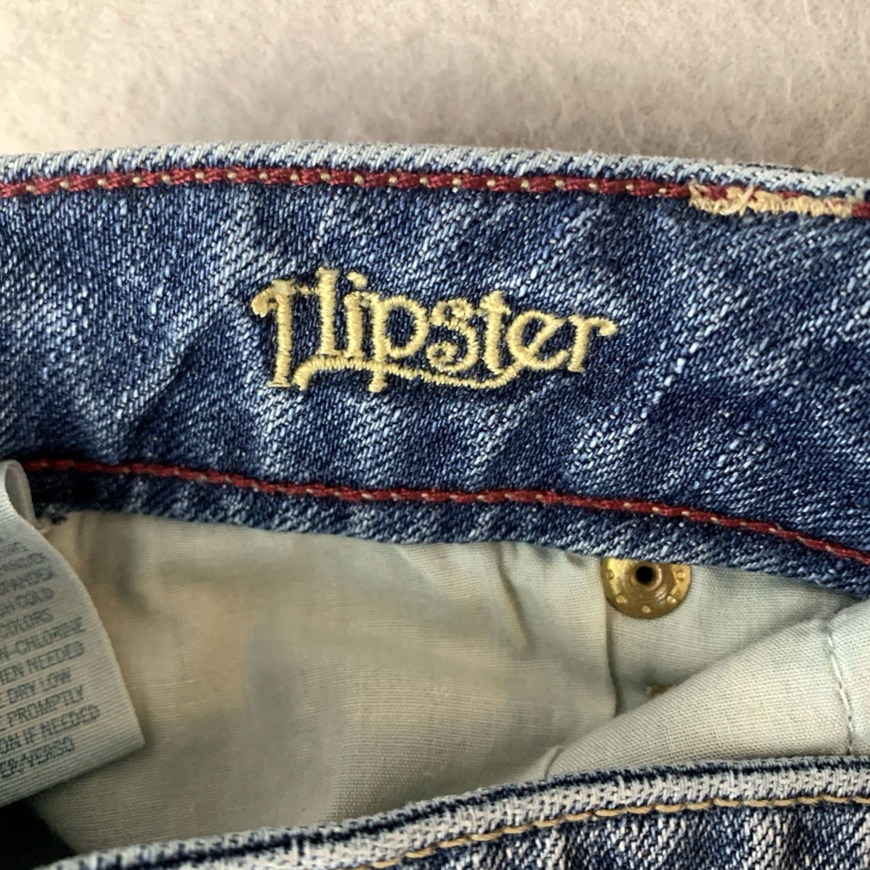 American Eagle Outfitters VINTAGE American Eagle Jeans Womens 6 Blue Hipster Bootcut Denim 5-Pocket Zipper Button Logo Machine Washable 90s Y2K Preppy College USA Womens Size 28" / US 6 / IT 42 - 4 Thumbnail