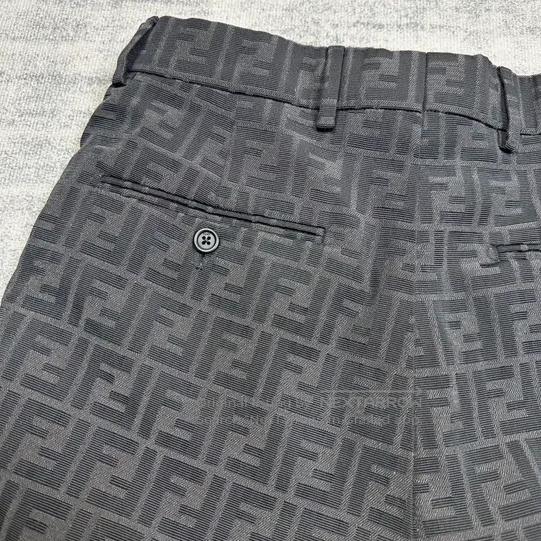Fendi Fendi Printed Logo Shorts Size US 30 / EU 46 - 3 Thumbnail