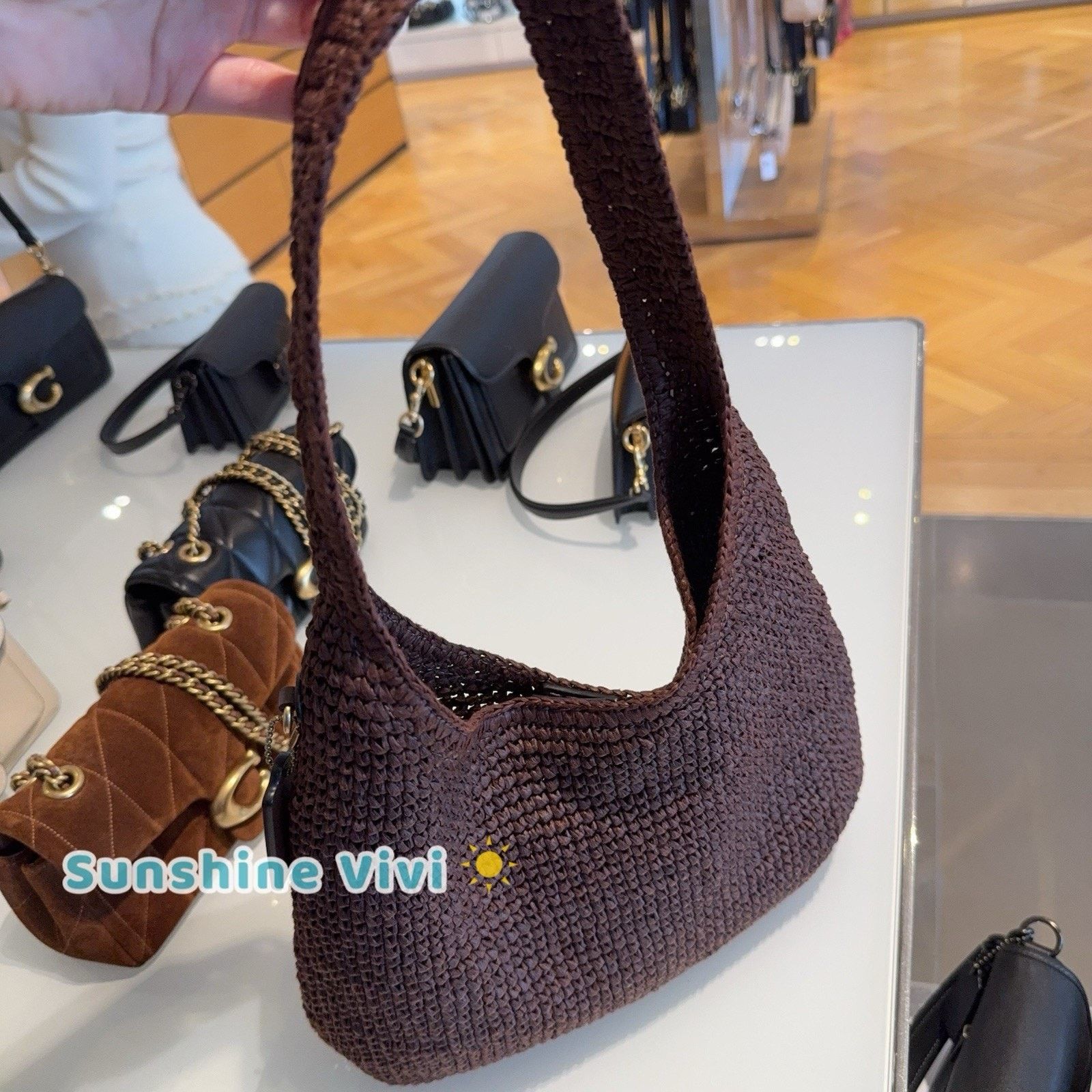 Coach NWT COACH Brooklyn 28 Straw Shoulder Bag CDU75 Brass/Maple Size ONE SIZE - 4 Thumbnail