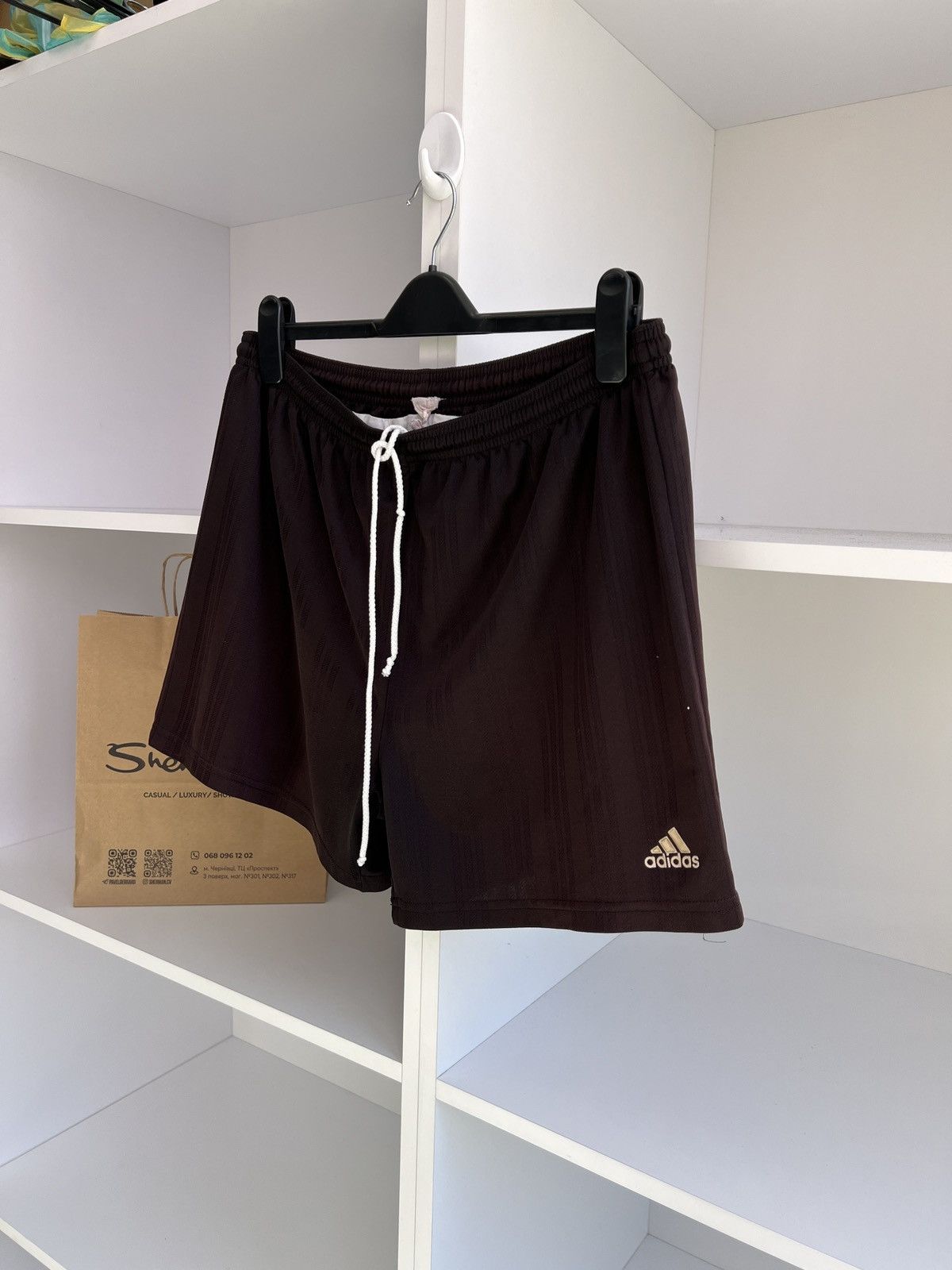 Adidas × Vintage Vintage Adidas streetwear 90s style shorts Size US 32 / EU 48 - 5 Thumbnail