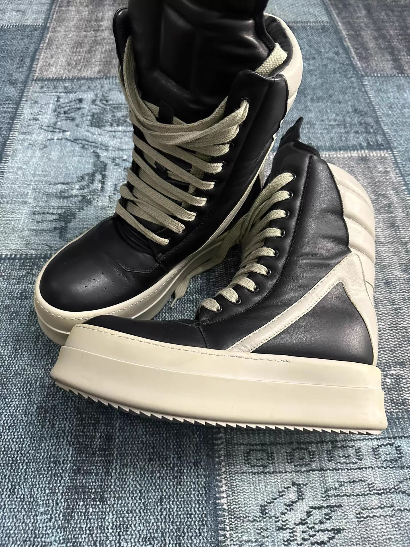 Rick Owens Rick Owens Mega High Top Black & Gray Triangular 42 Size US 9 / EU 42 - 1 Thumbnail