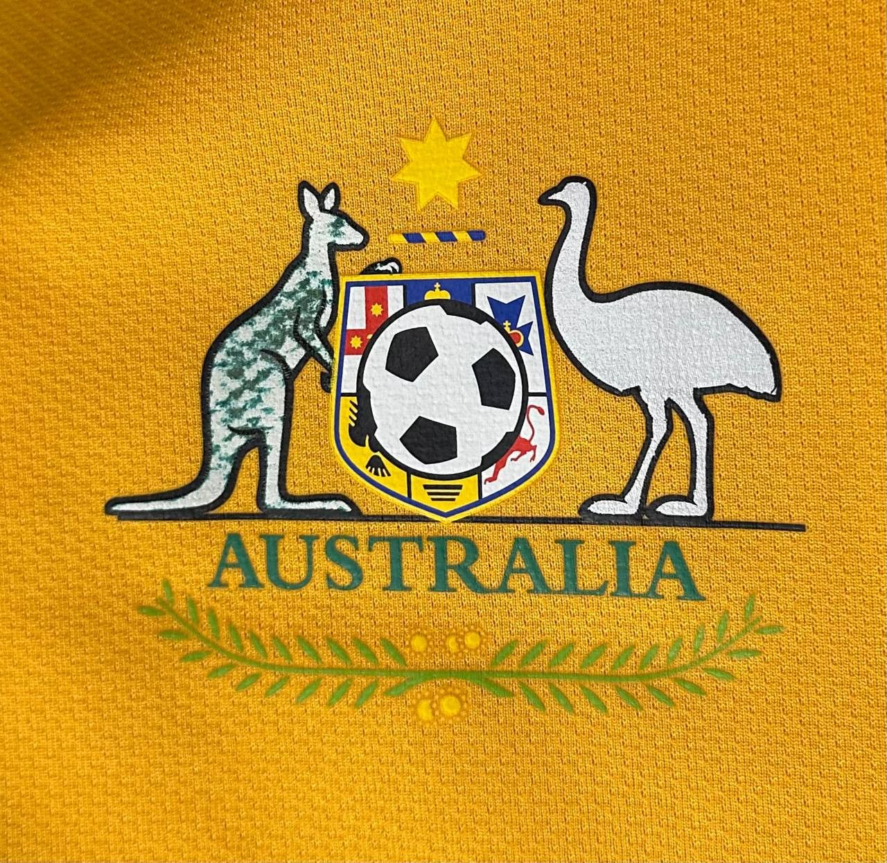 Nike AUSTRALIA 2006 2008 home football shirt jersey Nike soccer Size US M / EU 48-50 / 2 - 2 Thumbnail