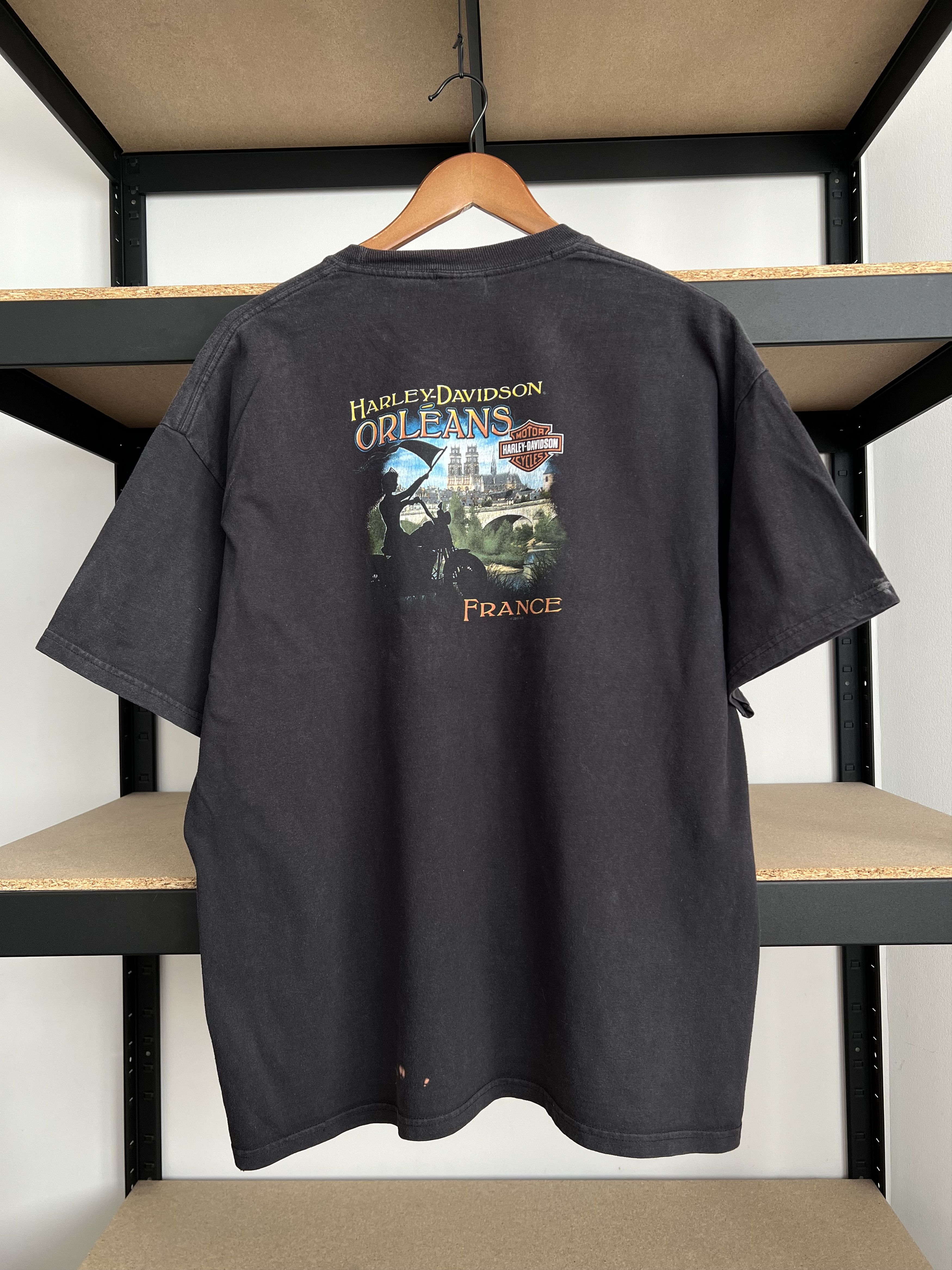 Harley Davidson Vintage 2011 Harley Davidson Sexy Girl Flame Fire T-shirt Size US XL / EU 56 / 4 - 2 Thumbnail