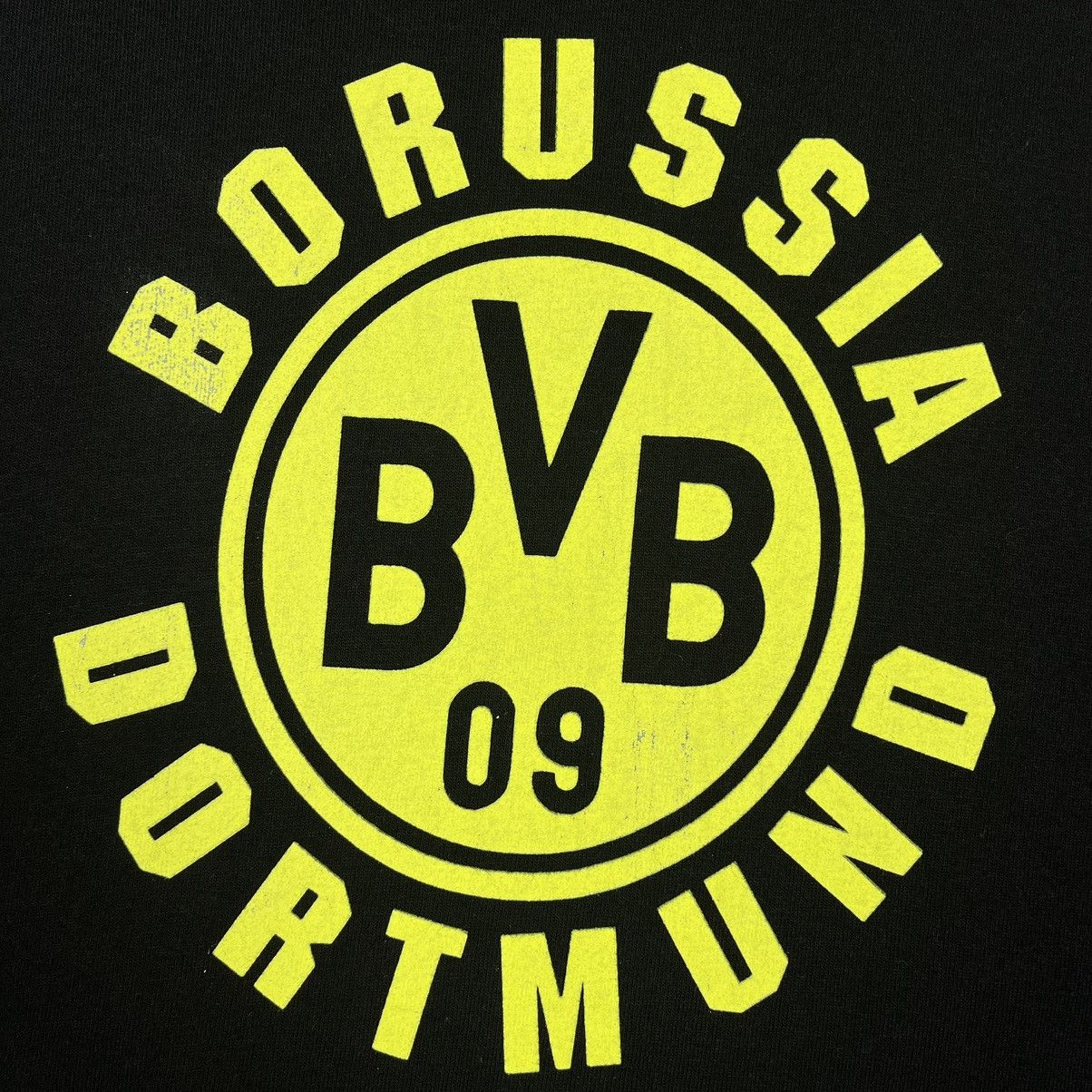 Nike Vintage Nike Borussia Dortmund rare big logo tee 90’s Size US S / EU 44-46 / 1 - 3 Thumbnail