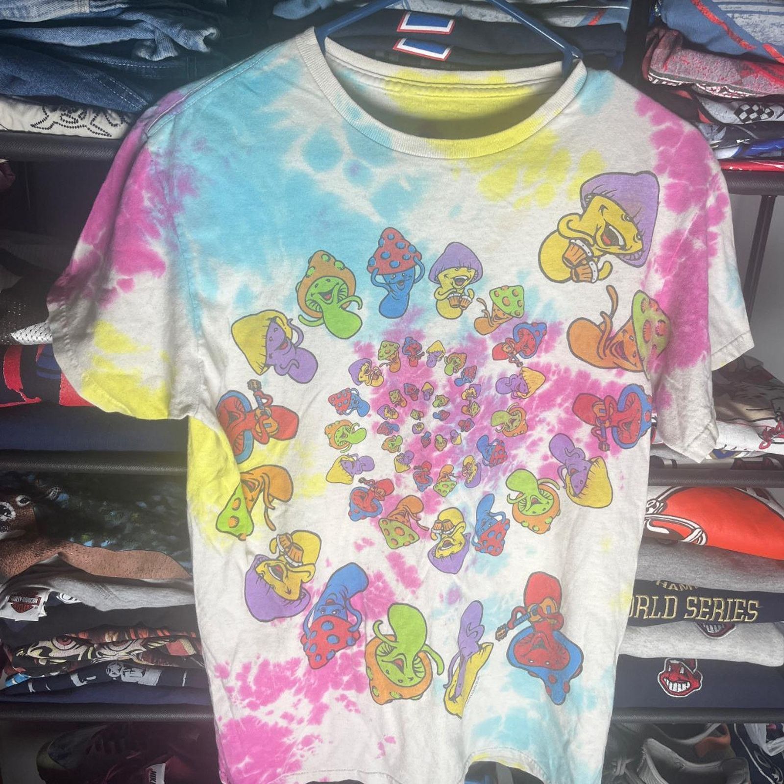 Liquid Blue Liquid Blue Mushroom All over print shirt Size M / US 6-8 / IT 42-44 - 1 Thumbnail