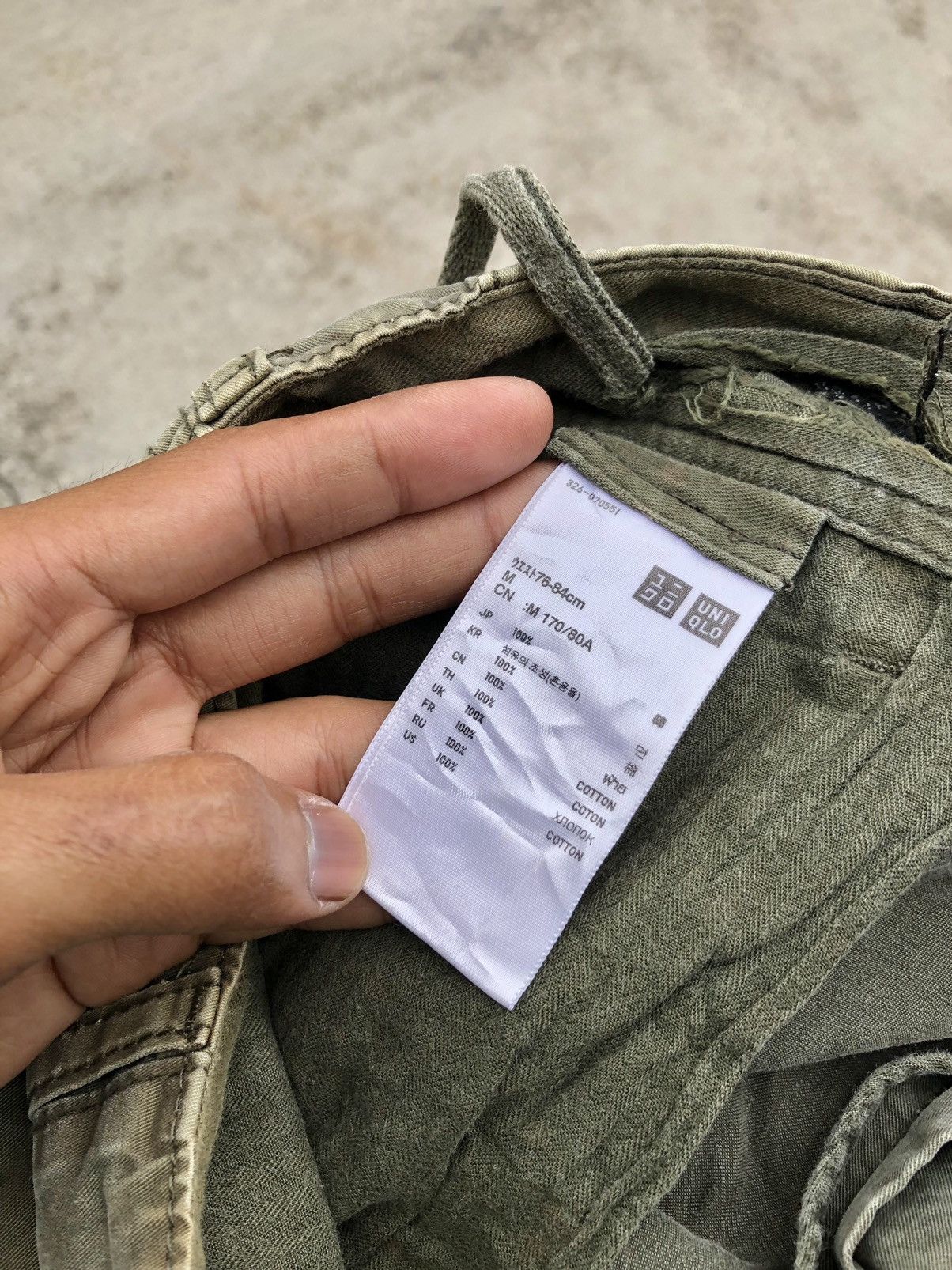 Uniqlo SUN FADED SIX POCKET CARGOPANT Size US 33 - 8 Thumbnail
