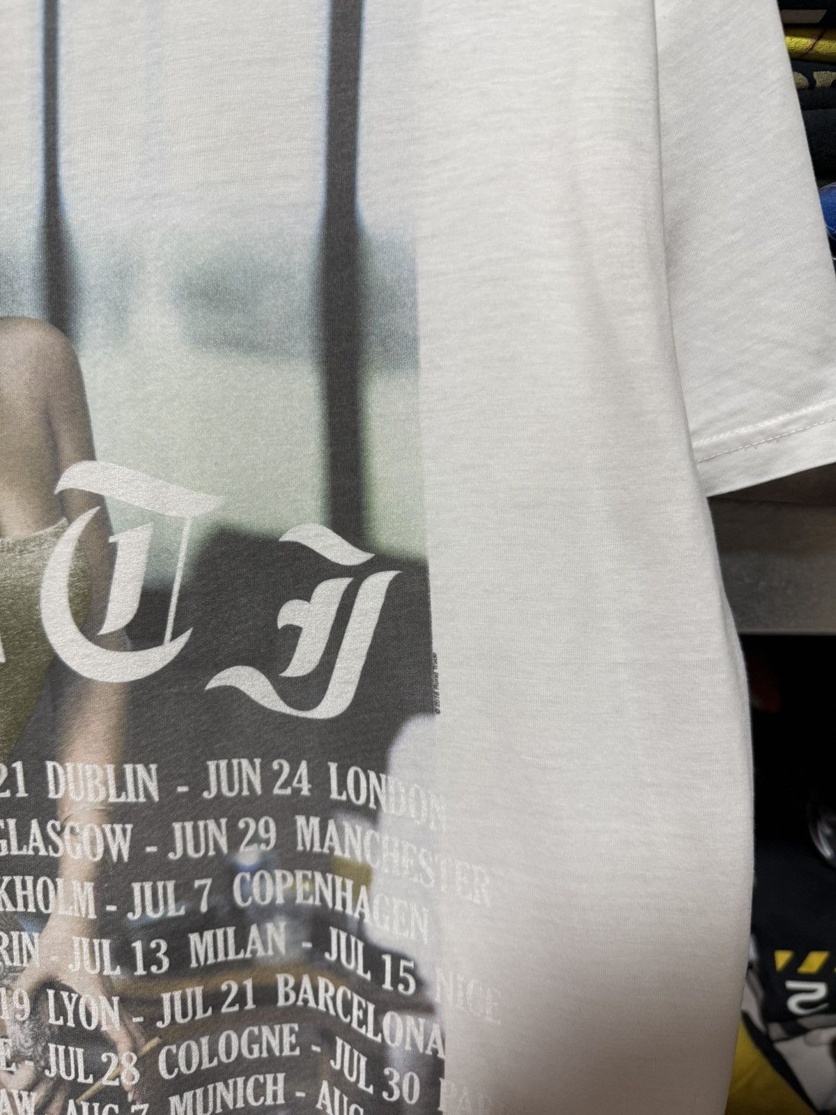 Rihanna Rihanna “ Anti World Tour 2016 “ Rap T-Shirt Y2K Hype Size US XL / EU 56 / 4 - 5 Thumbnail