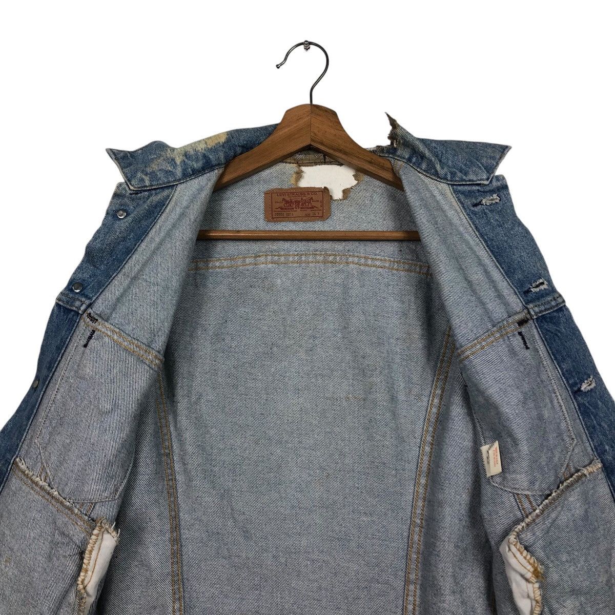 Levi's 📌Vintage Trucker Denim Jacket Distressed Levi's Made in Usa Size US M / EU 48-50 / 2 - 15 Thumbnail