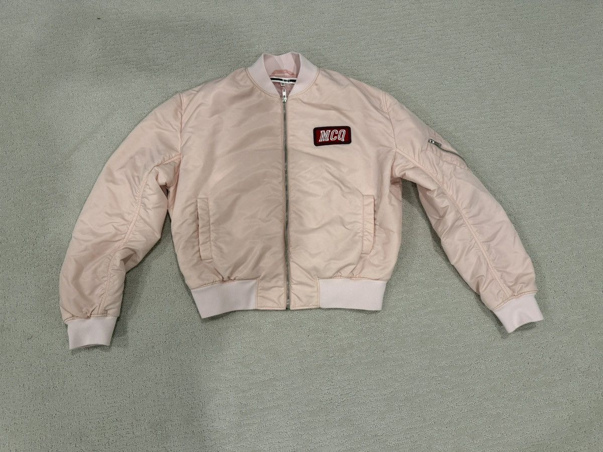 McQ Alexander McQueen Men’s McQ Alexander McQueen pink bomber jacket patch IT48 Size US M / EU 48-50 / 2 - 12 Thumbnail