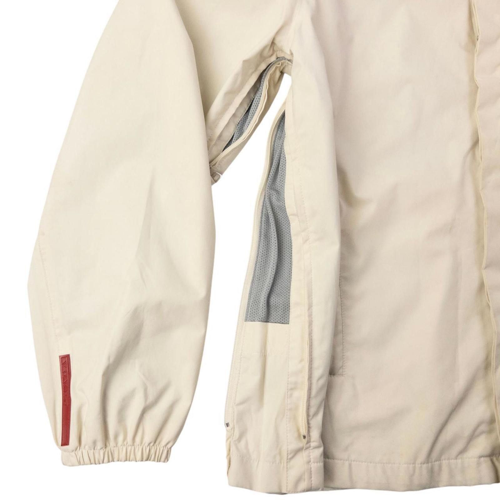 Prada Vintage Prada Sport Goretex Zip Up Jacket Size L Size US L / EU 52-54 / 3 - 7 Thumbnail