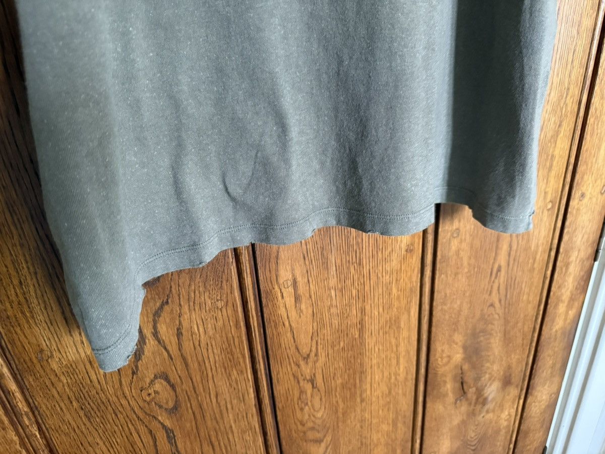 Saint Laurent Paris SS19 Saint Laurent Rive Gauche logo khaki T shirt grail Size US XL / EU 56 / 4 - 12 Thumbnail