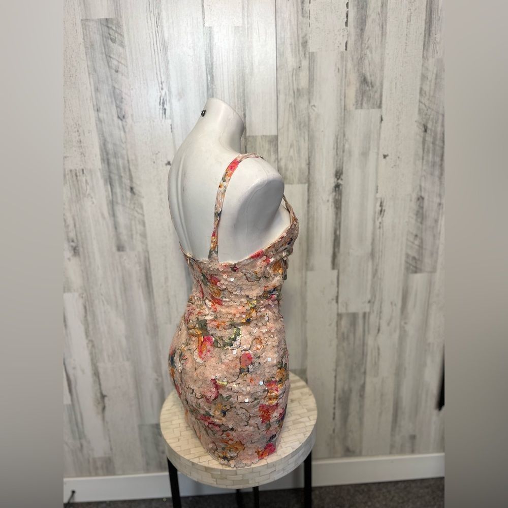 Other Kira Kira Sequin Floral Bodycon Dress with Front Tie Cutout Size L / US 10 / IT 46 - 6 Thumbnail