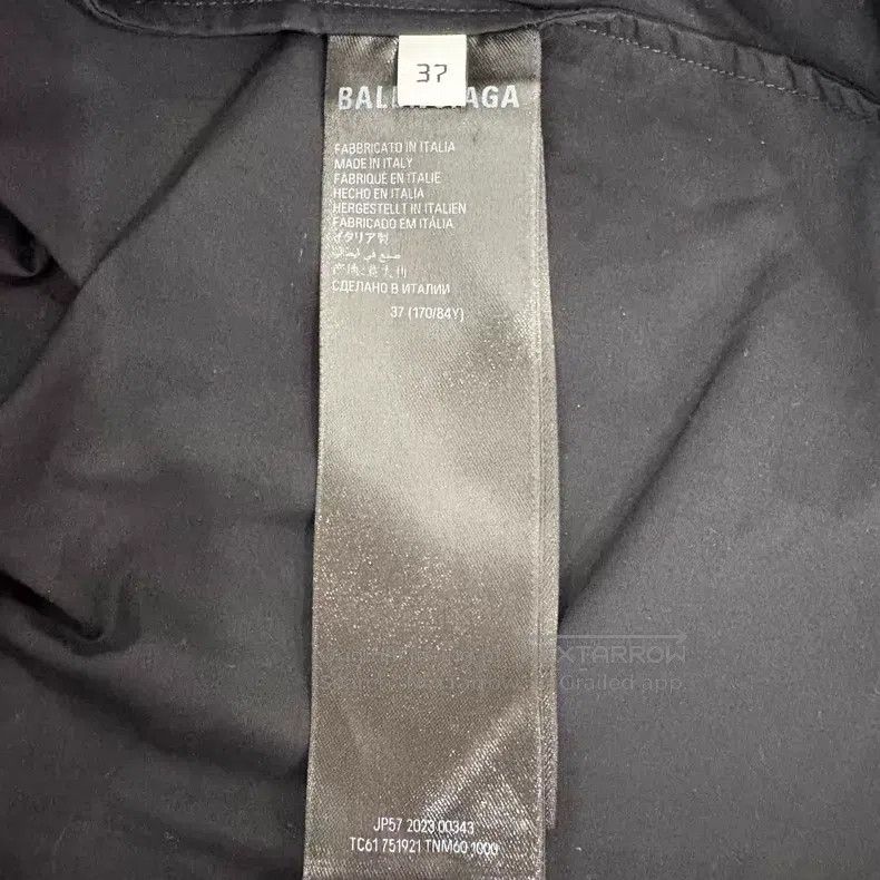 Balenciaga Balenciaga size 37 Bitcoin Graffiti Logo Short Sleeve Blac Size US S / EU 44-46 / 1 - 4 Thumbnail