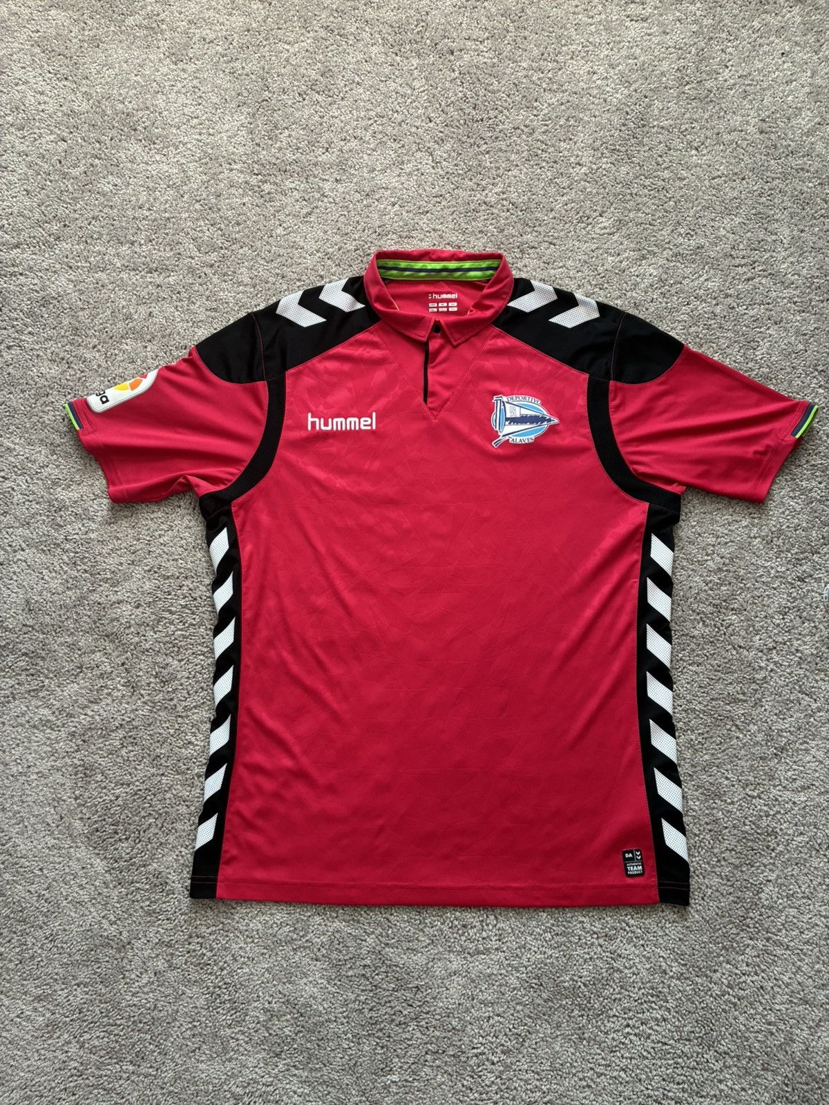 Hummel 2016/2017 Deportivo Alaves Away Kit Size US L / EU 52-54 / 3 - 1 Thumbnail