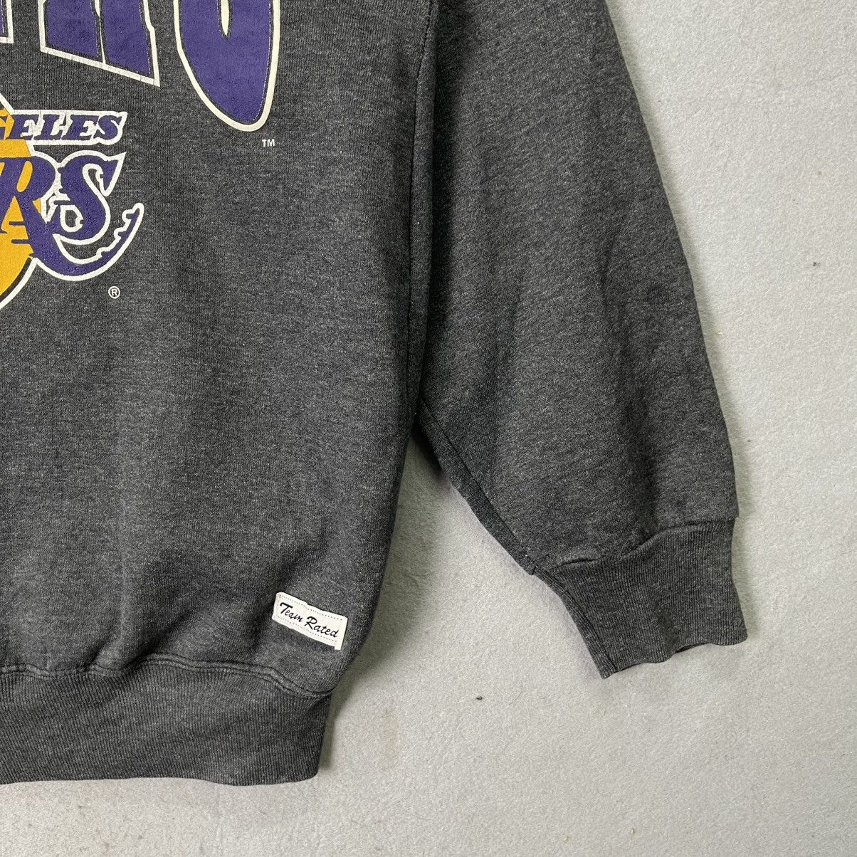 NBA Vintage 1992 Los Angeles Lakers Team Rated Sweatshirt Size US M / EU 48-50 / 2 - 6 Thumbnail