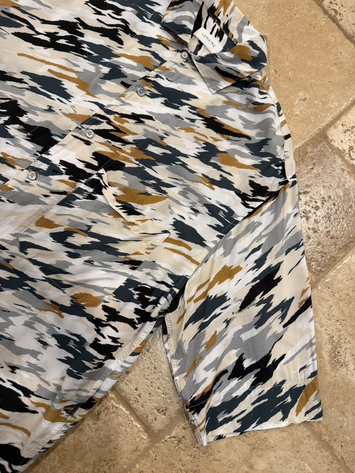 Lemaire Lemaire Cream Tiger Camo SS18 Convertible Collar Shirt Size US L / EU 52-54 / 3 - 5 Thumbnail