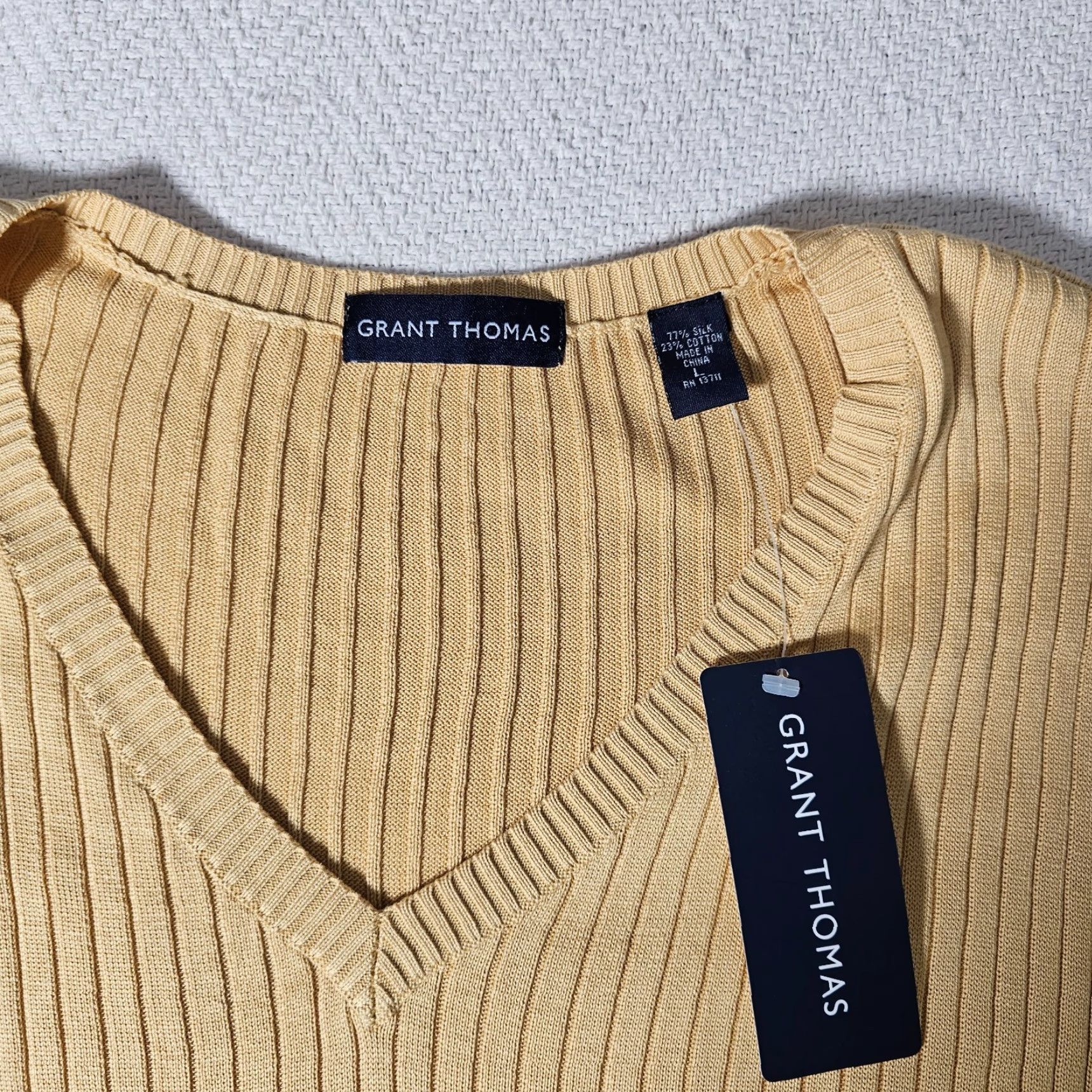 Vintage Grant Thomas Yellow Cable-Knit Vest Sweater Large Casual Mens Size US L / EU 52-54 / 3 - 2 Thumbnail