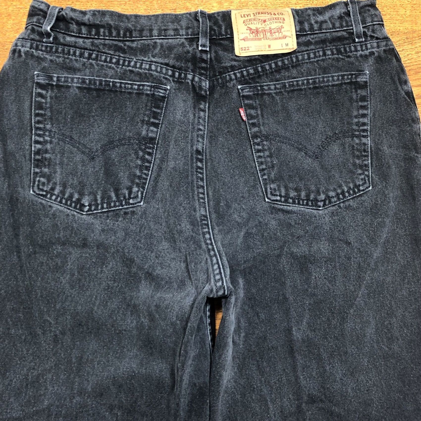 Levi's VINTAGE Levi's 522 Jeans Women 20 30 Black Tapered Fit Tapered Leg USA 90s Size 42" / US 20 - 3 Thumbnail