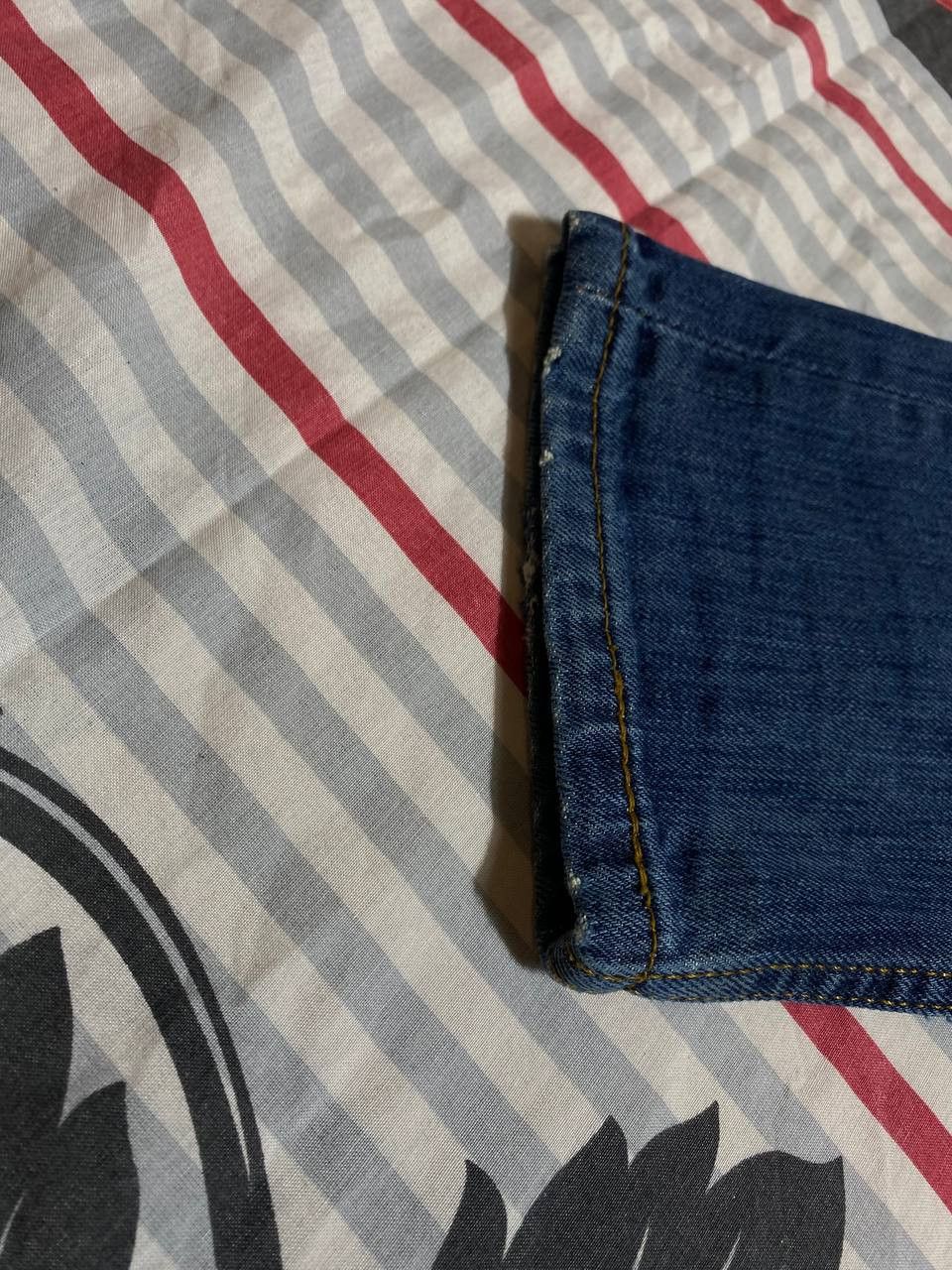 Levi's × Vintage vINTAGE Levi’s Retro Y2K Men`s Blue Denim Jeans Size US 32 / EU 48 - 8 Thumbnail