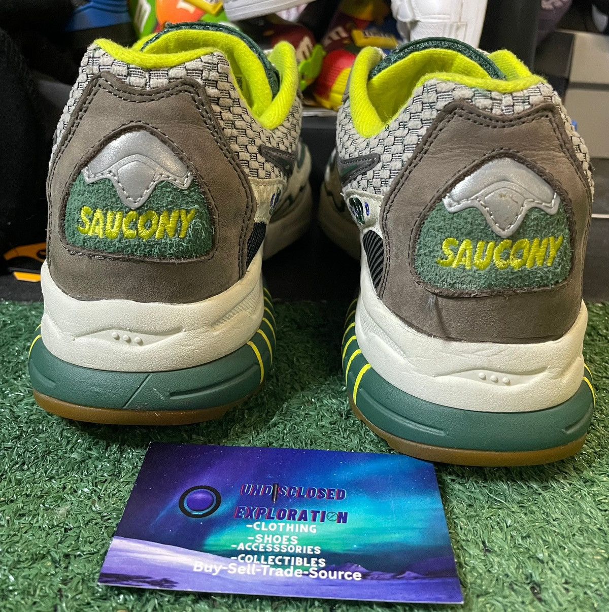 Salomon Saucony 3D hurricane grid bodega size 10men/11.5women Size US 10 / EU 43 - 9 Thumbnail
