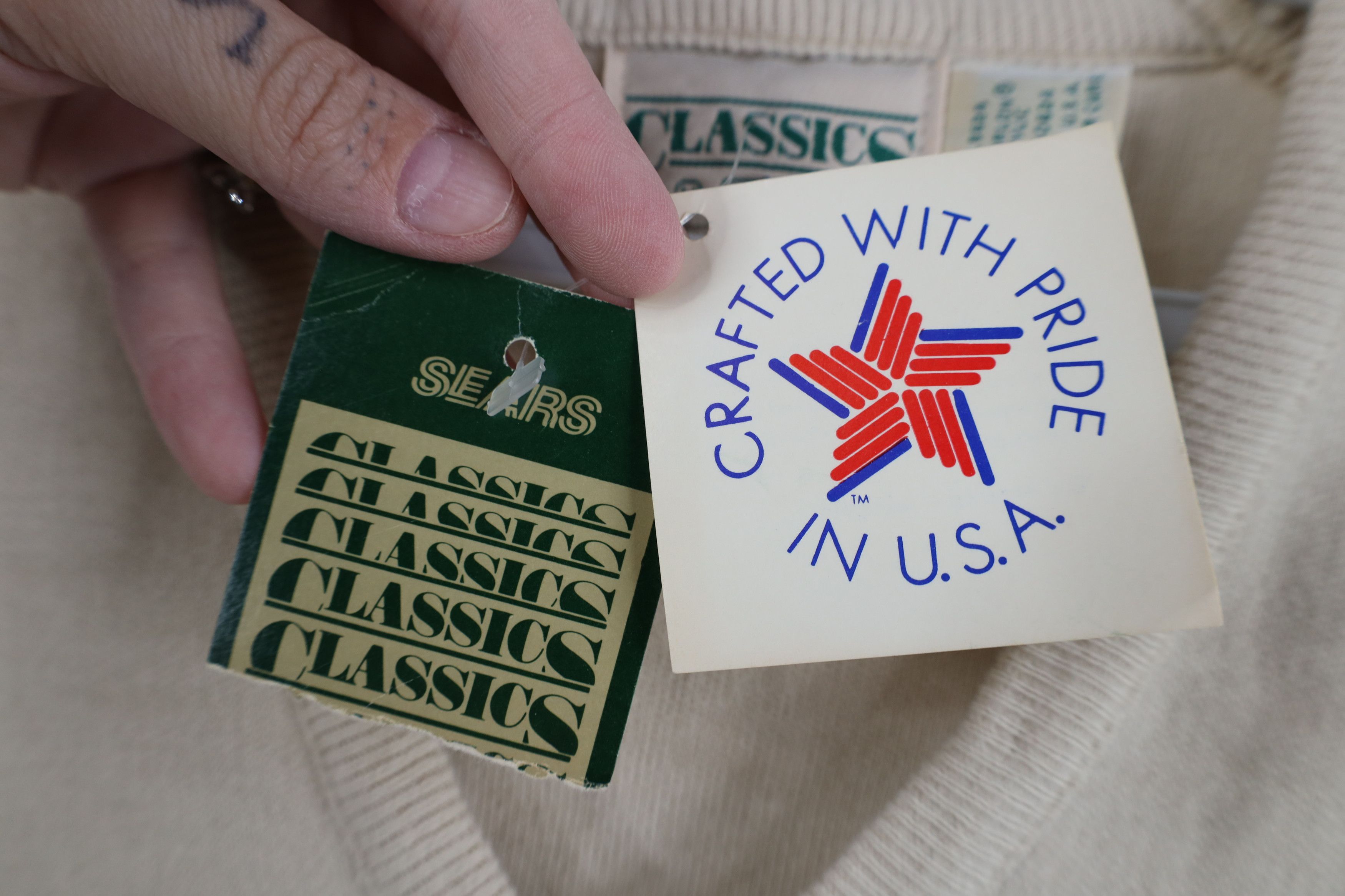 Vintage Deadstock Vintage 70s Streetwear V-Neck Sweater Beige USA Size US M / EU 48-50 / 2 - 5 Thumbnail