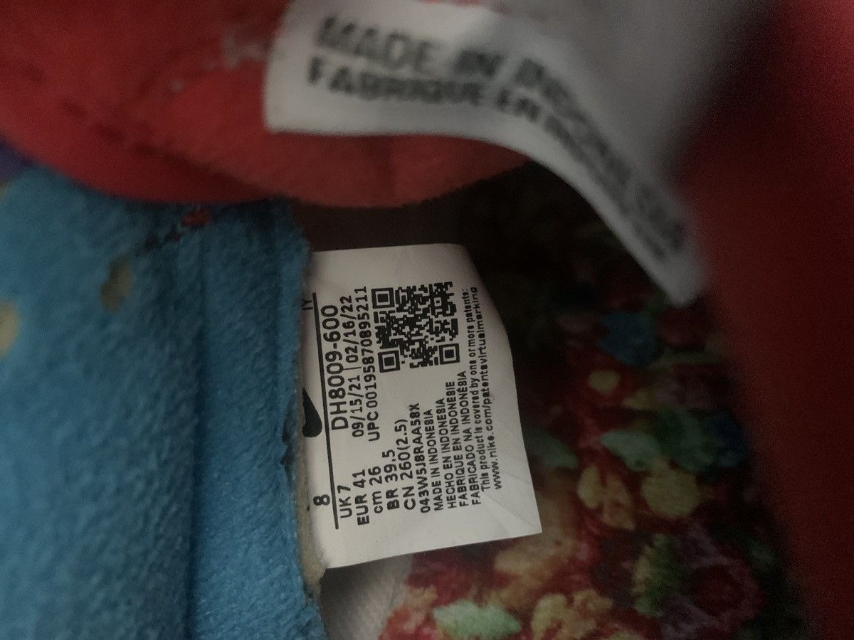 Nike Fruity pebble dunks Size US 8 / EU 41 - 5 Thumbnail