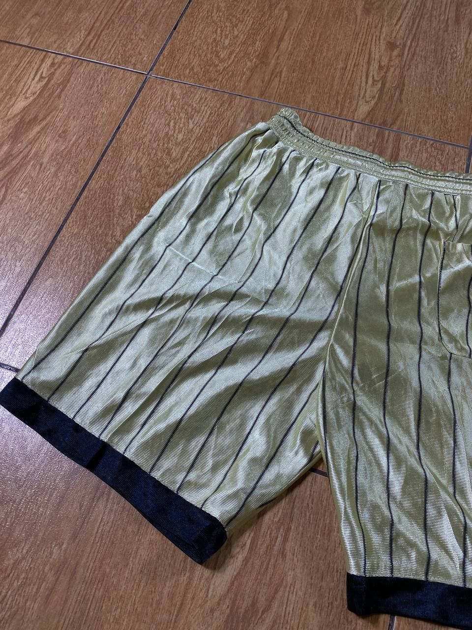 Nike × Vintage Vintage Nike Shorts Size US 32 / EU 48 - 7 Thumbnail