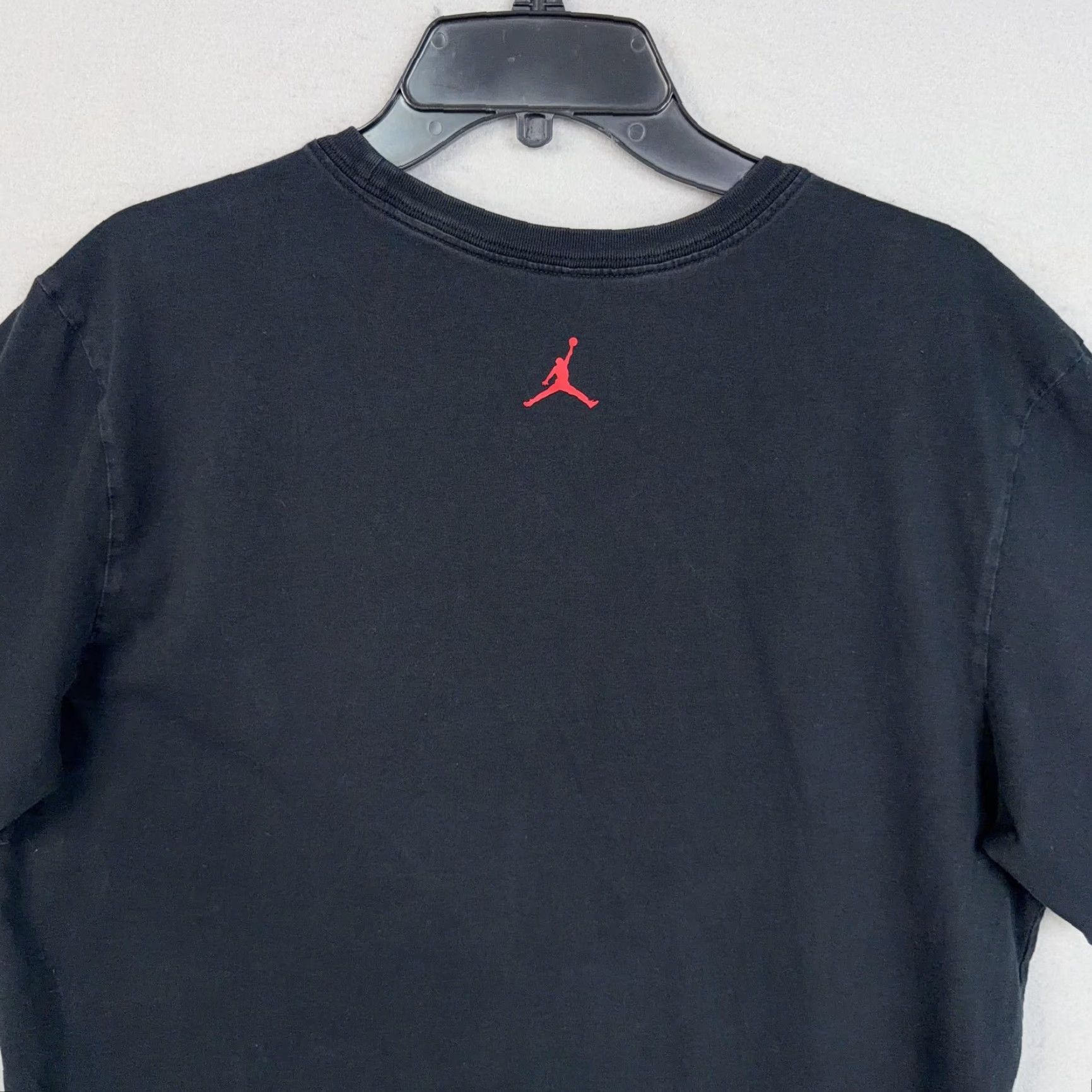 Jordan Brand Jordan Shirt Mens XL Black Jumpman Graphic Nike Tee Basketball Short Sleeve Crew Neck Sports Mens XL Black Jumpman Logo Graphic Print Size US XL / EU 56 / 4 - 7 Thumbnail