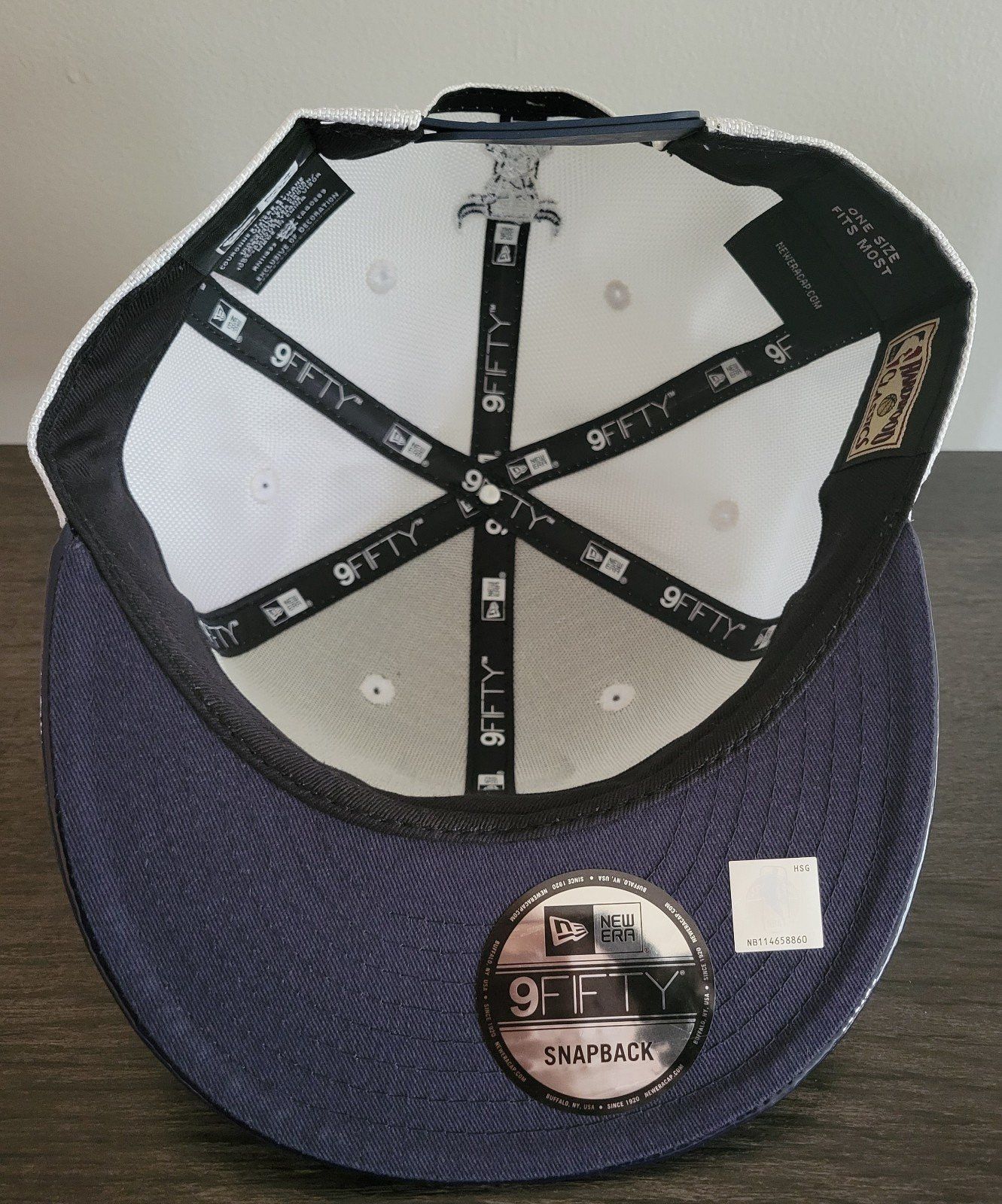 New Era *Firm* Chicago Bulls Jordan 11 XI UNC Win Like 82 Snapback Size ONE SIZE - 5 Thumbnail