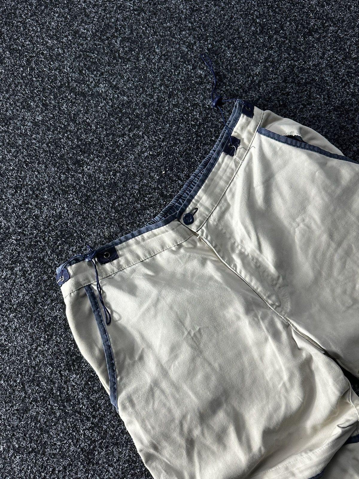 Diesel × Japanese Brand × Vintage 🚨 DIESEL VINTAGE BUTLEG CARGO SHORTS Y2K avant garde Size US 37 - 4 Thumbnail