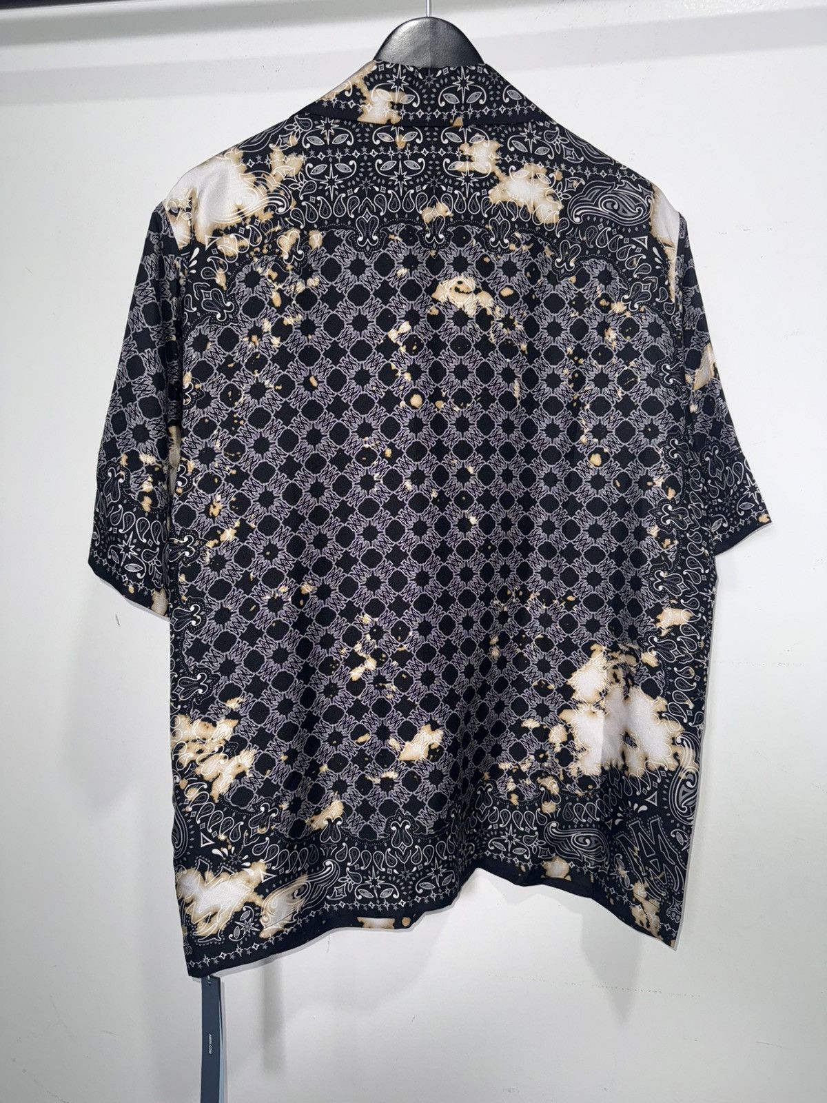 Amiri Amiri Bleach Bandana Bowling Shirt, made from 100% silk Size US L / EU 52-54 / 3 - 7 Thumbnail