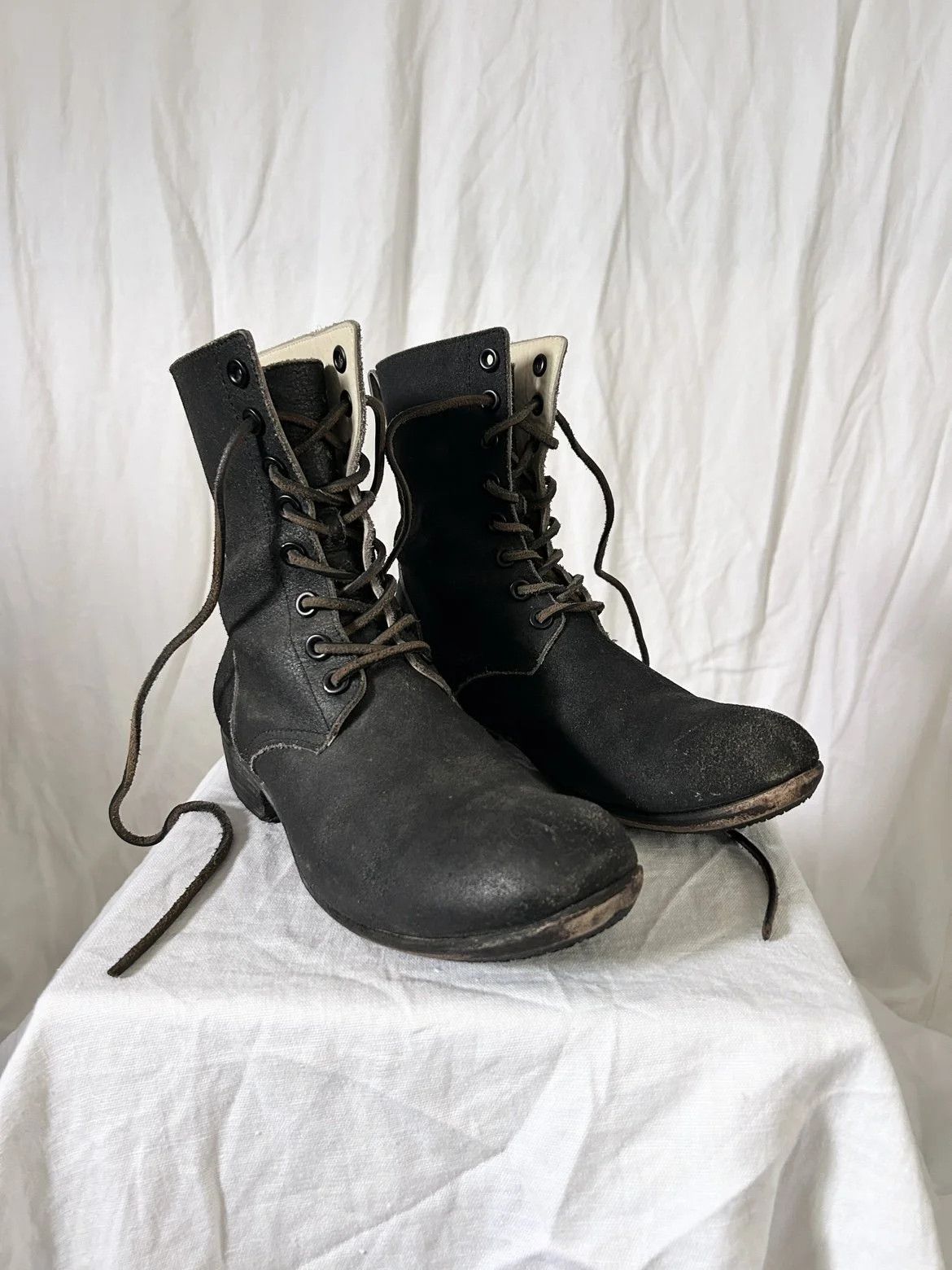 Attachment Attachment Early 00s 8-Hole Boots Size US 9.5 / EU 42-43 - 10 Thumbnail