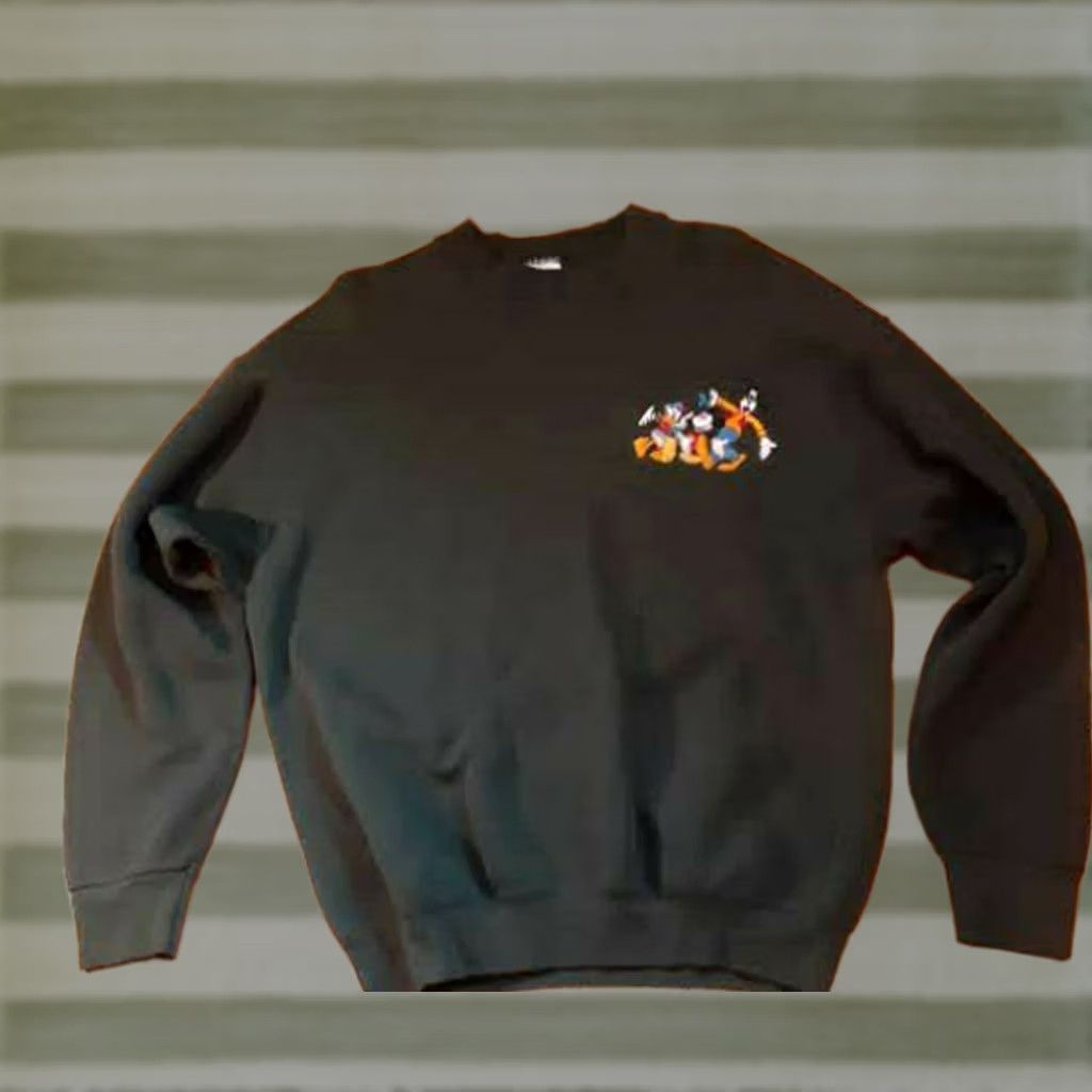 Vintage VINTAGE Sweatshirt Mickey, Donald & Goofy dancing XL green USA Men Size US XL / EU 56 / 4 - 1 Thumbnail
