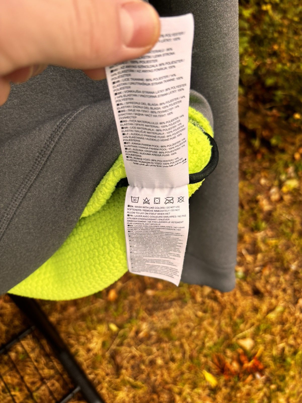Nike Nike ThermaFit Size US L / EU 52-54 / 3 - 5 Thumbnail