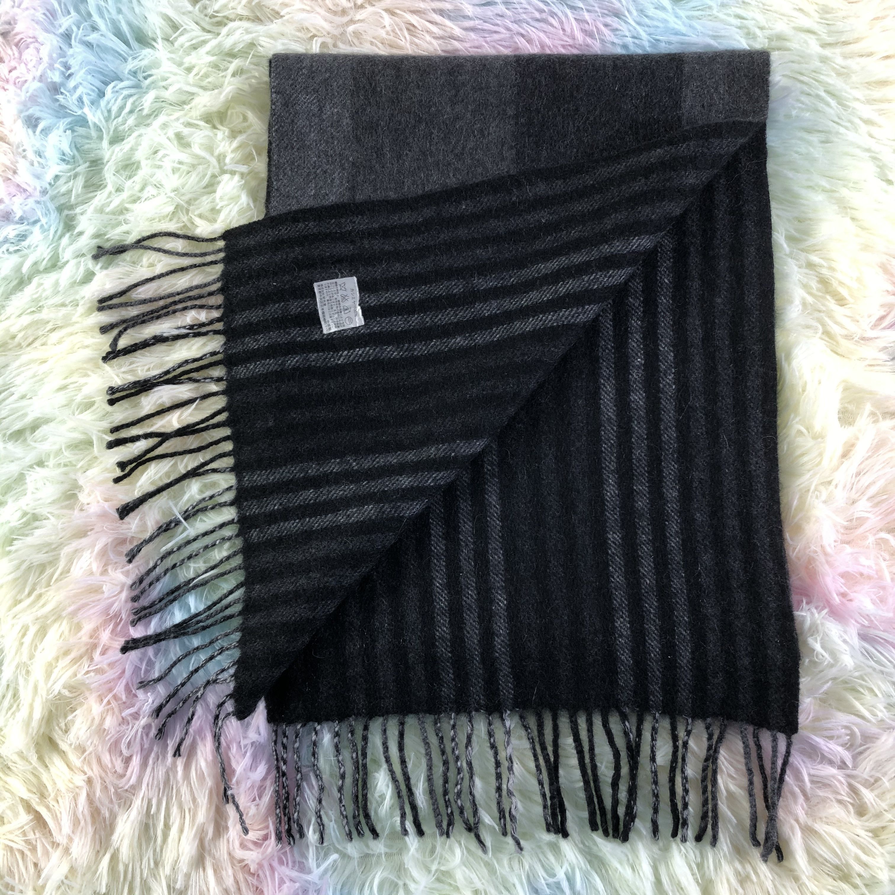 DKNY DKNY Scarf / Muffler / Neckwear - KM218 Size ONE SIZE - 4 Thumbnail