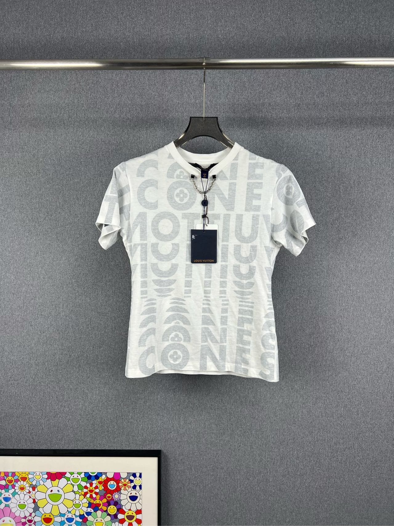 Louis Vuitton Louis Vuitton Monogram Short Sleeve Size XXS / US 00 / IT 34 - 1 Thumbnail