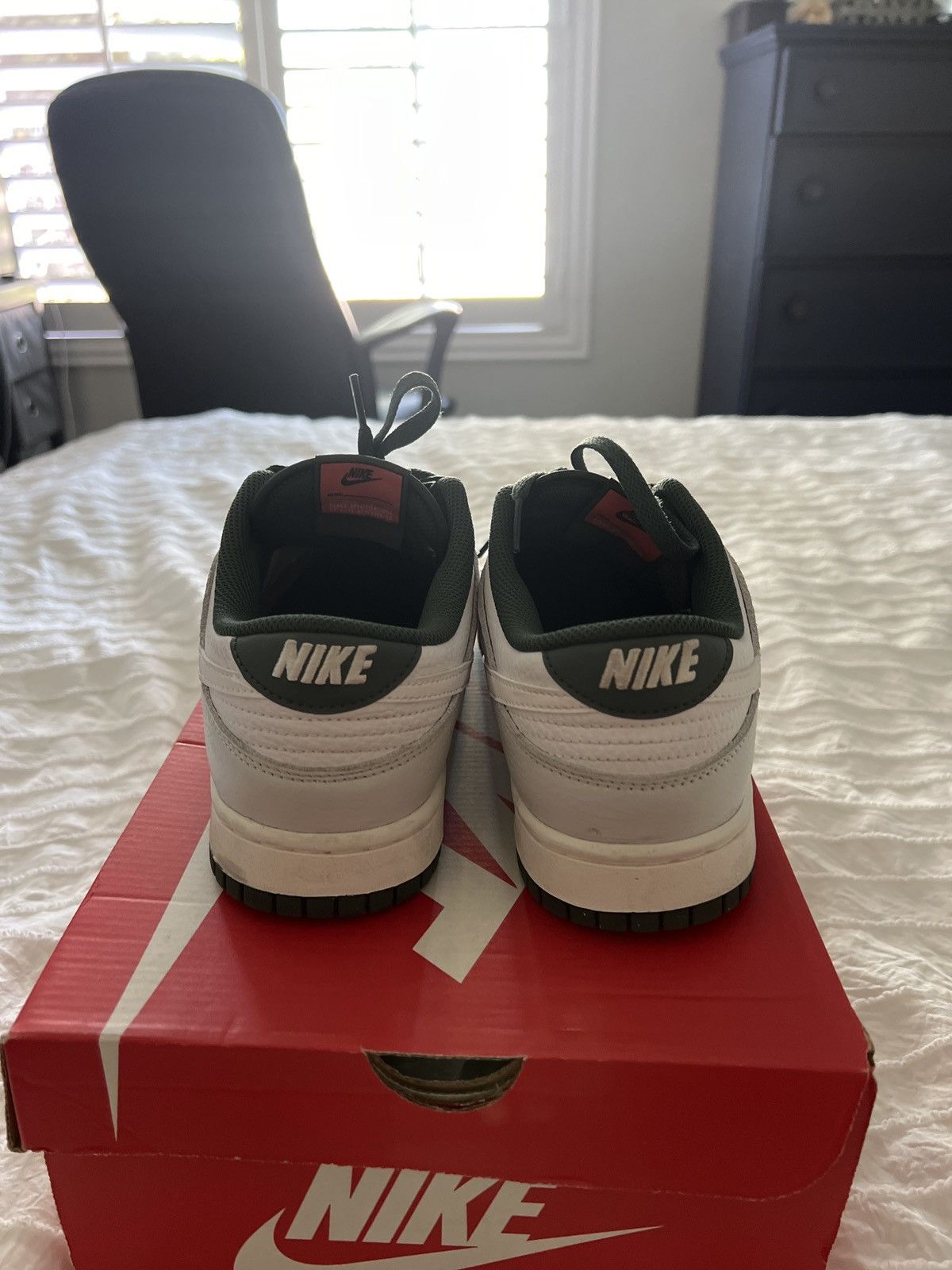 Nike Nike Dunk Green and White Size US 9.5 / EU 42-43 - 4 Thumbnail