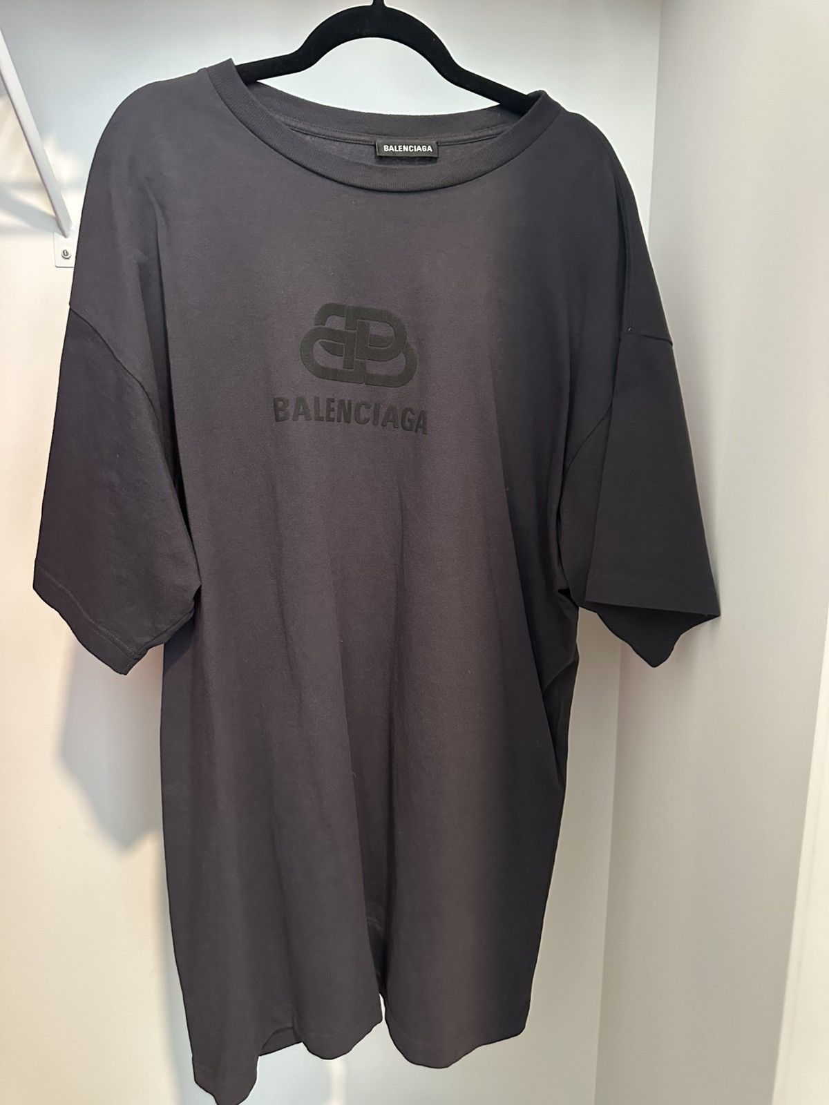 Balenciaga Balenciaga Longline Logo T-shirt Size US L / EU 52-54 / 3 - 1 Thumbnail