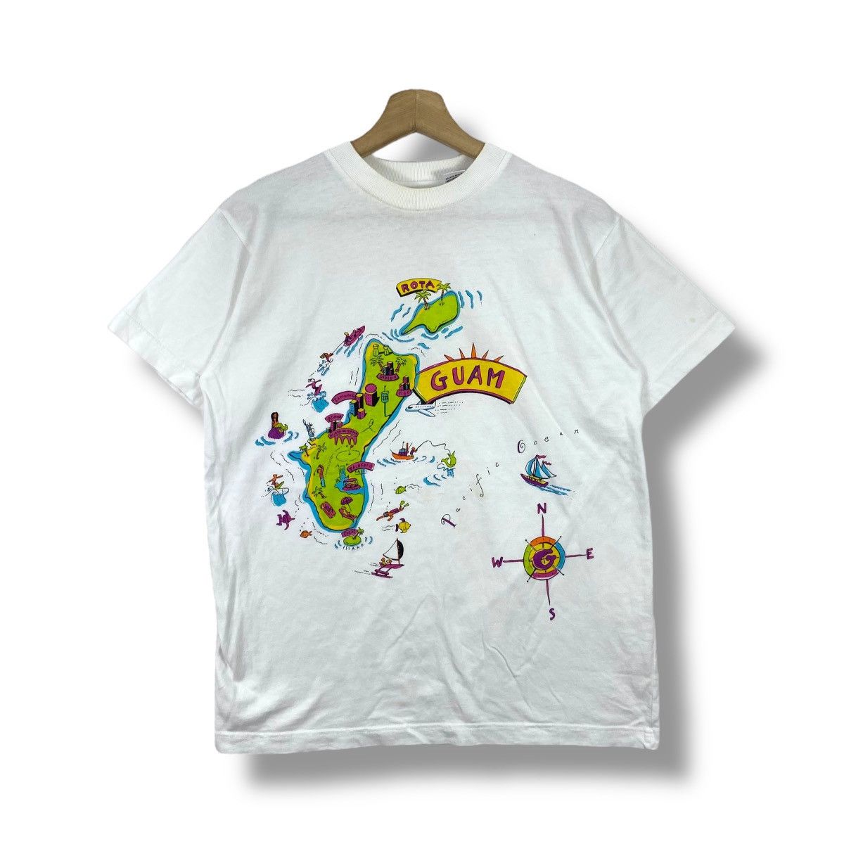 Vintage Vintage 90's GUAM Tumon Bay Traders Graphic Tee Shirt Size US S / EU 44-46 / 1 - 1 Thumbnail