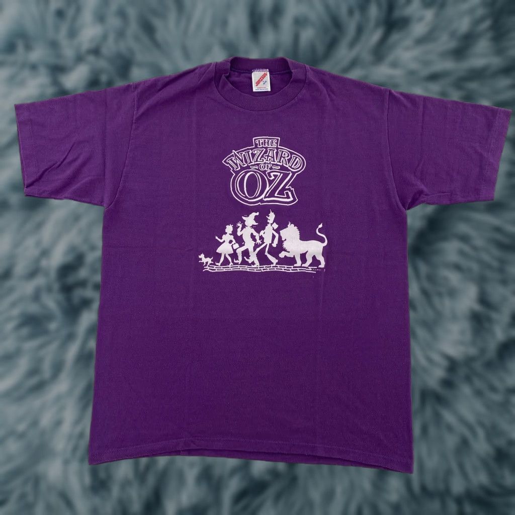 Jerzees Vintage Wizard Of Oz Movie Promo Purple T-Shirt Adult Large 90s Men Size US L / EU 52-54 / 3 - 1 Thumbnail