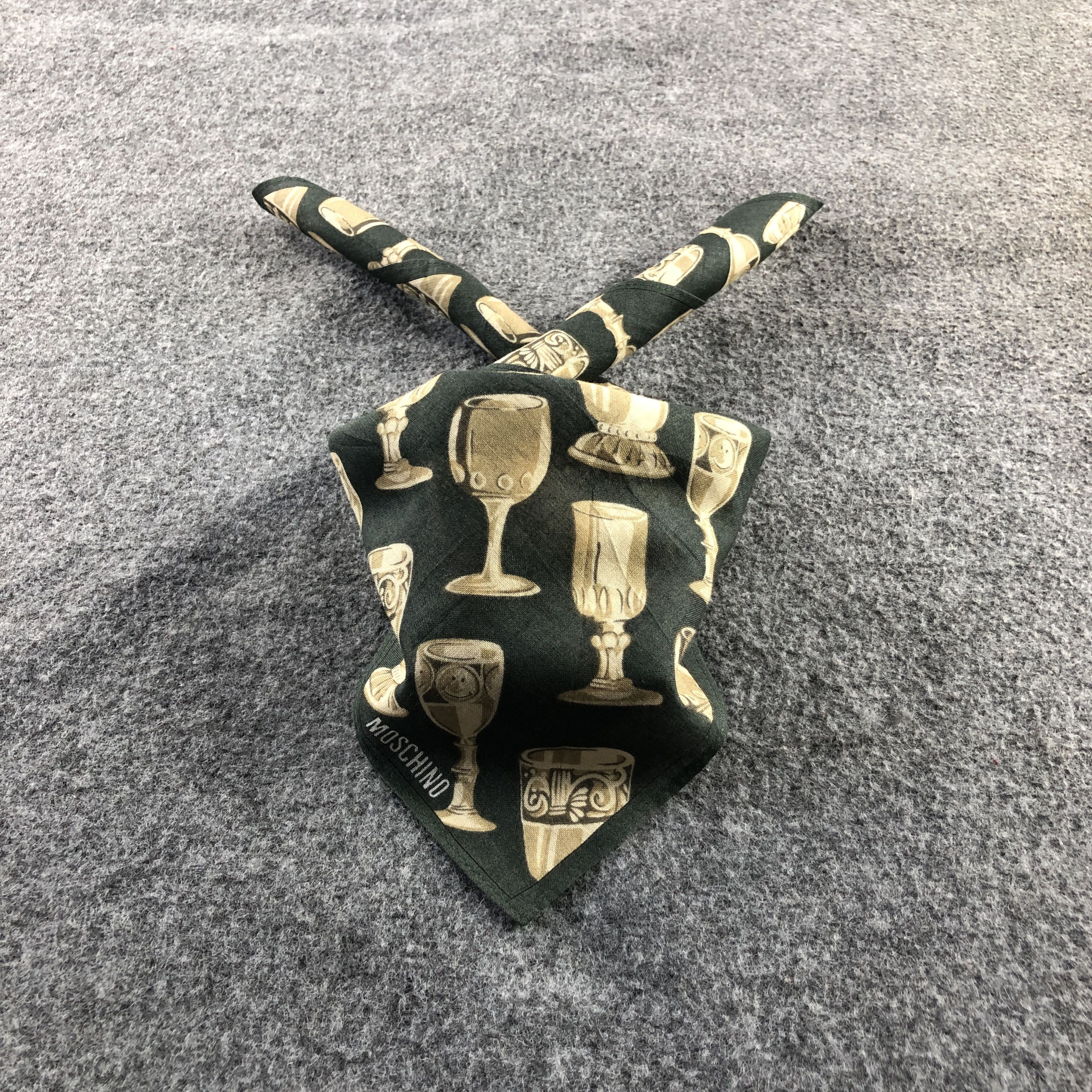 Moschino Moschino Handkerchief Neckerchief Bandana H2514 Size ONE SIZE - 1 Thumbnail