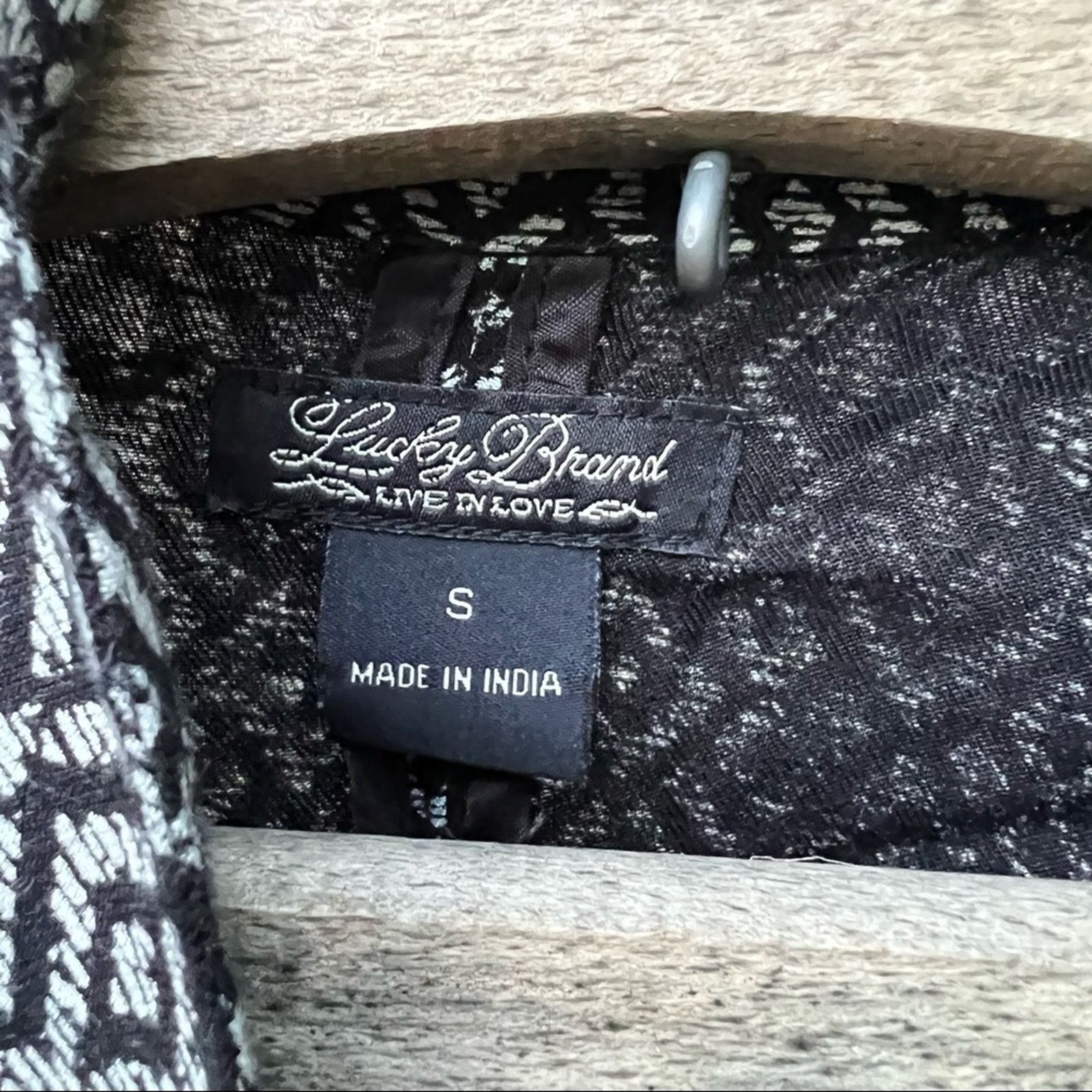Lucky Brand Lucky black gray geometric boho Aztec single button blazer Size S / US 4 / IT 40 - 7 Thumbnail