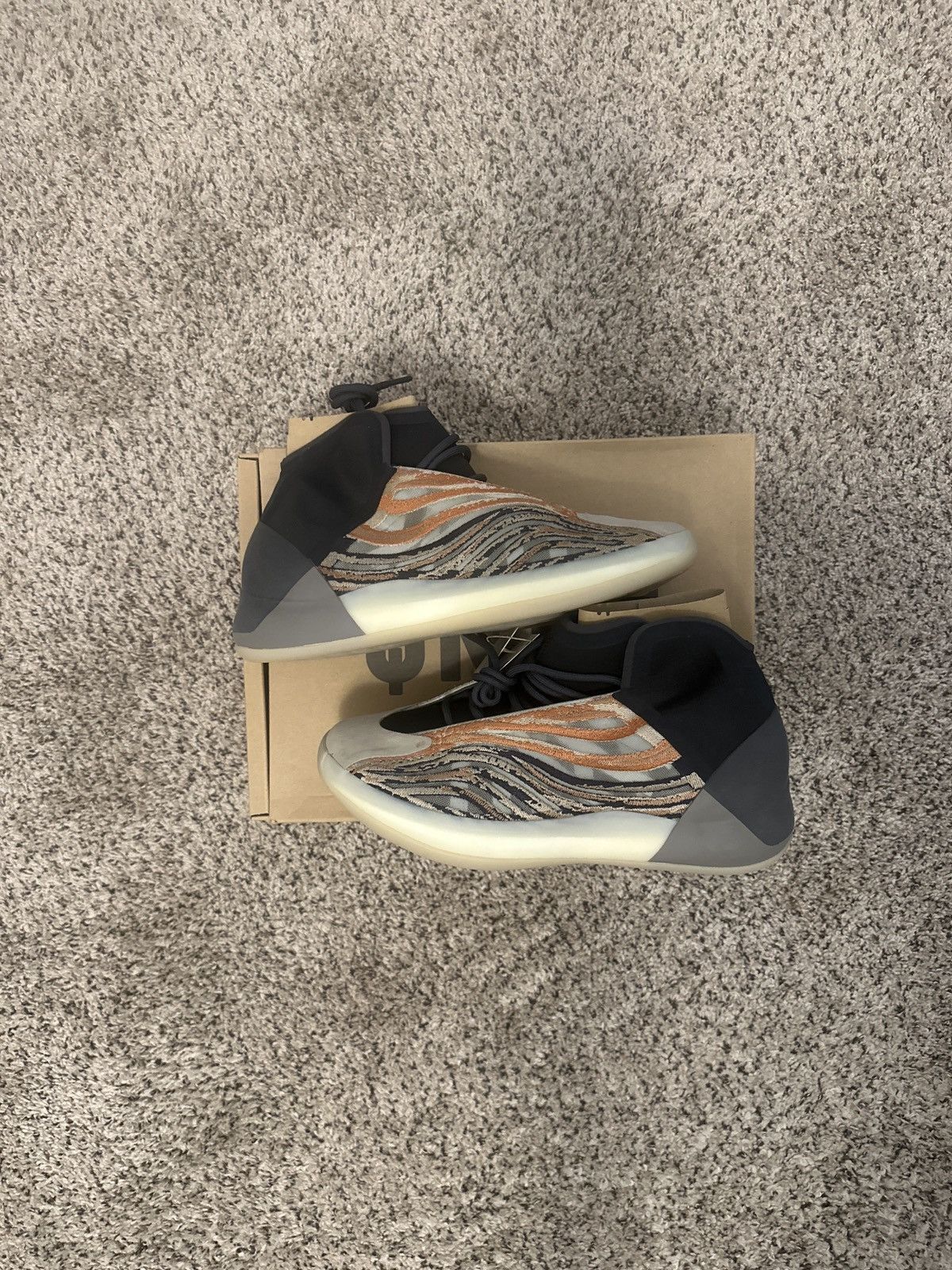 Adidas × Kanye West Yeezy Quantum ‘Flash Orange’ Size US 12.5 / EU 45-46 - 1 Thumbnail