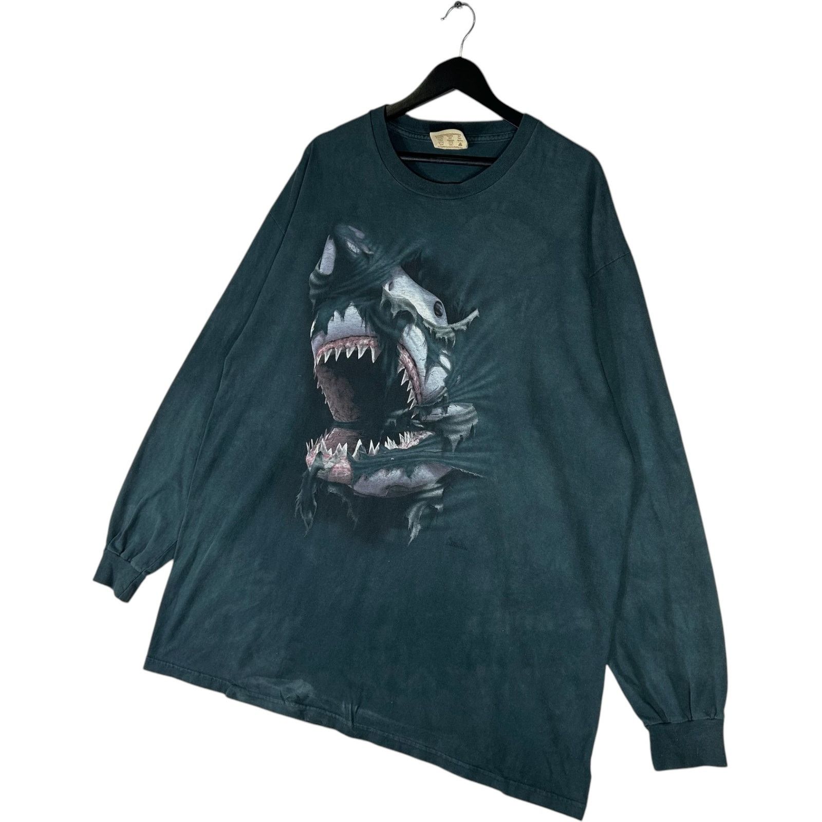 The Mountain Vintage Breakthrough Shark Nature Art Long Sleeve Size US XXL / EU 58 / 5 - 3 Thumbnail
