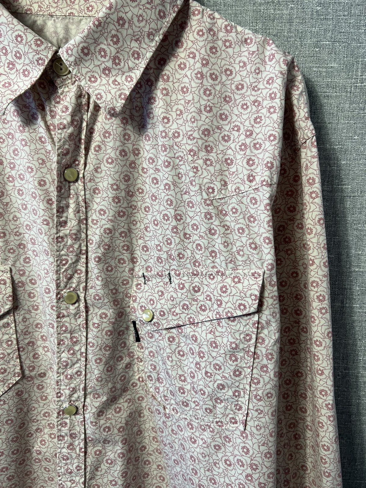 Paul Smith Paul Smith Flowers All Over Printed Button Up Shirt Size US XL / EU 56 / 4 - 4 Thumbnail