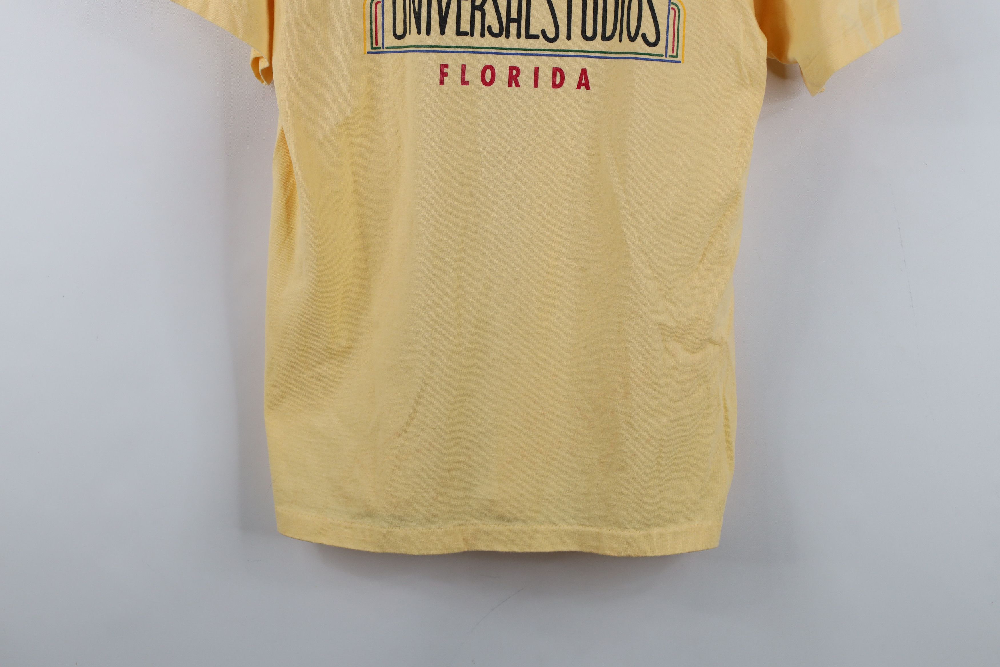 Vintage Vintage 90s Universal Studios Florida T-Shirt Yellow USA Size US M / EU 48-50 / 2 - 3 Thumbnail